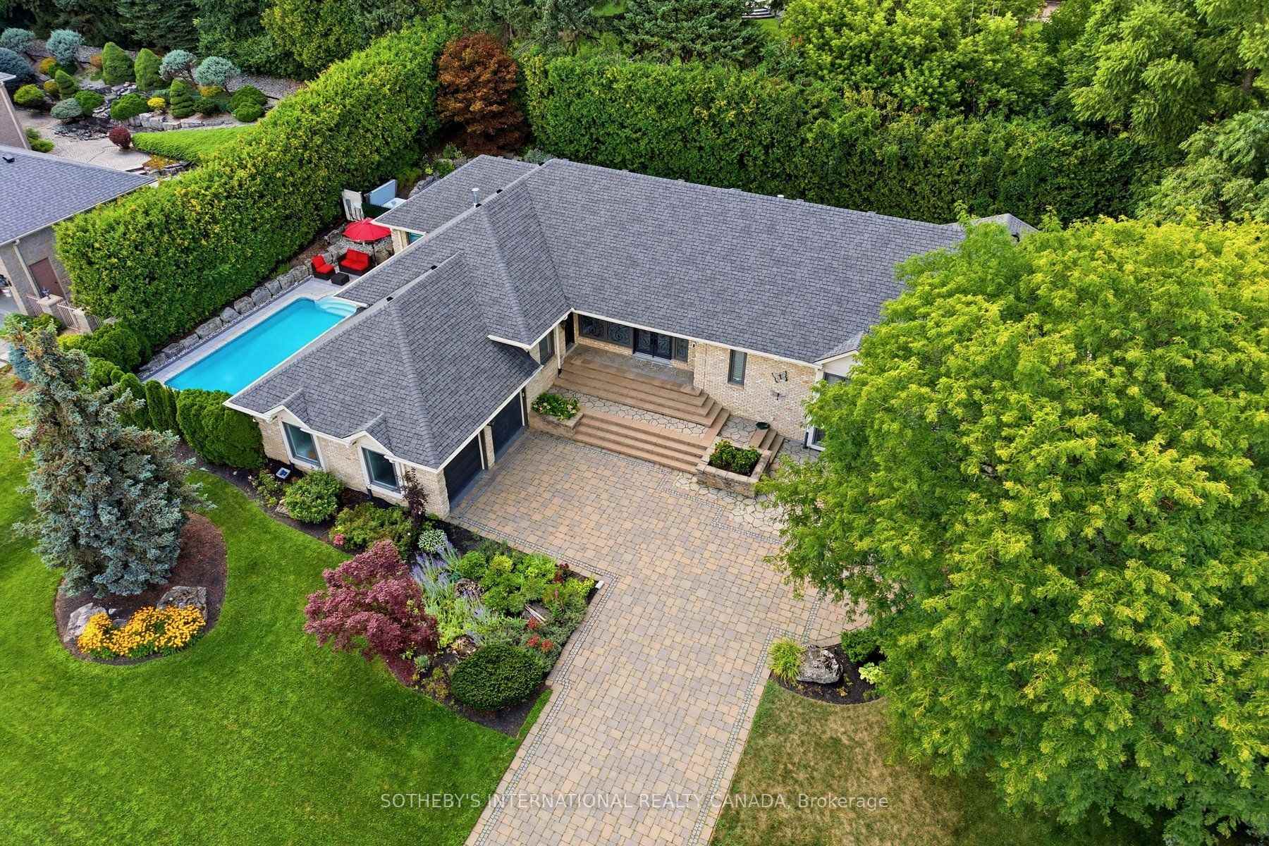 Photo 42 of 1393 Hazelton Boulevard, Burlington, Tyandaga — HOMEH