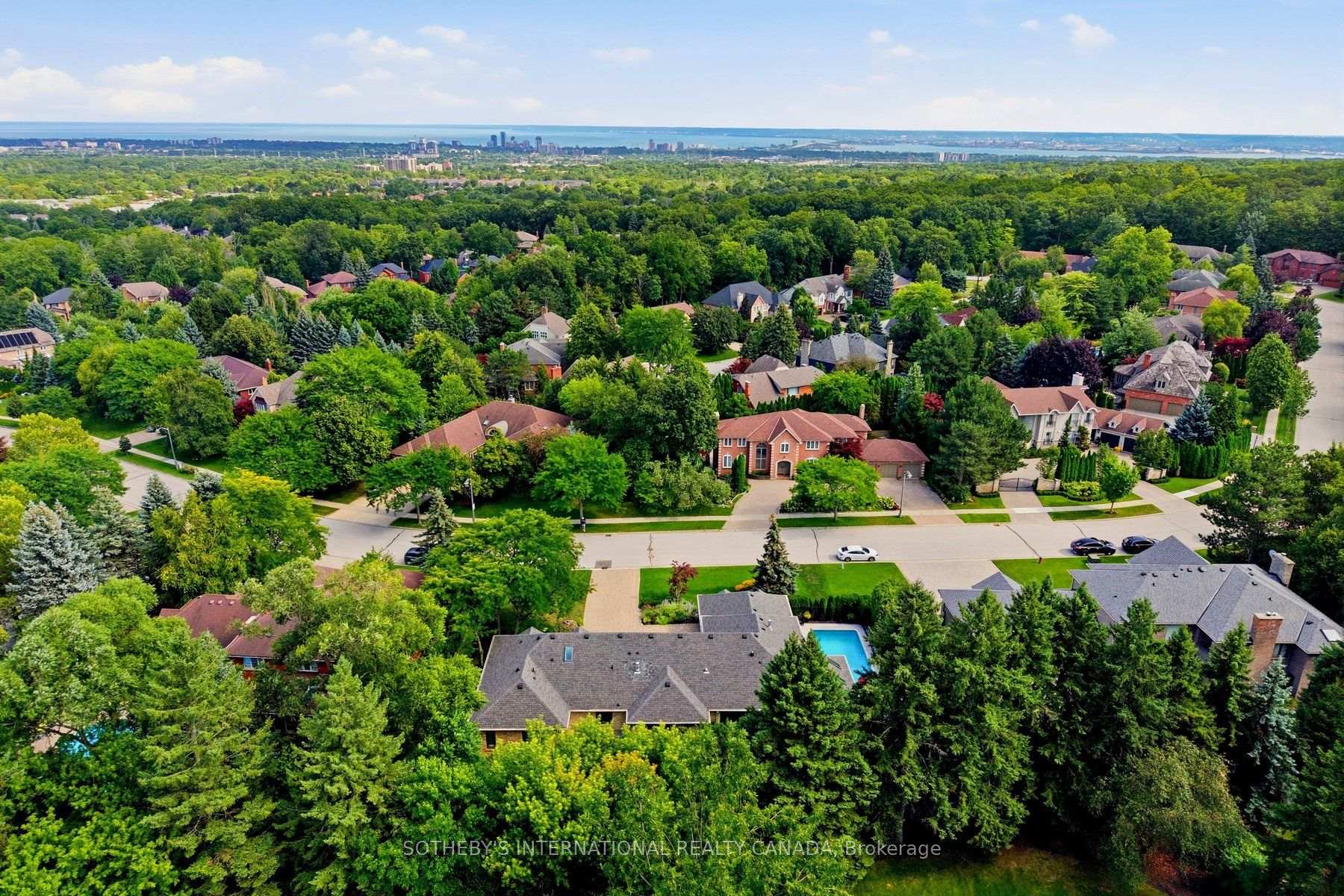 Photo 46 of 1393 Hazelton Boulevard, Burlington, Tyandaga — HOMEH