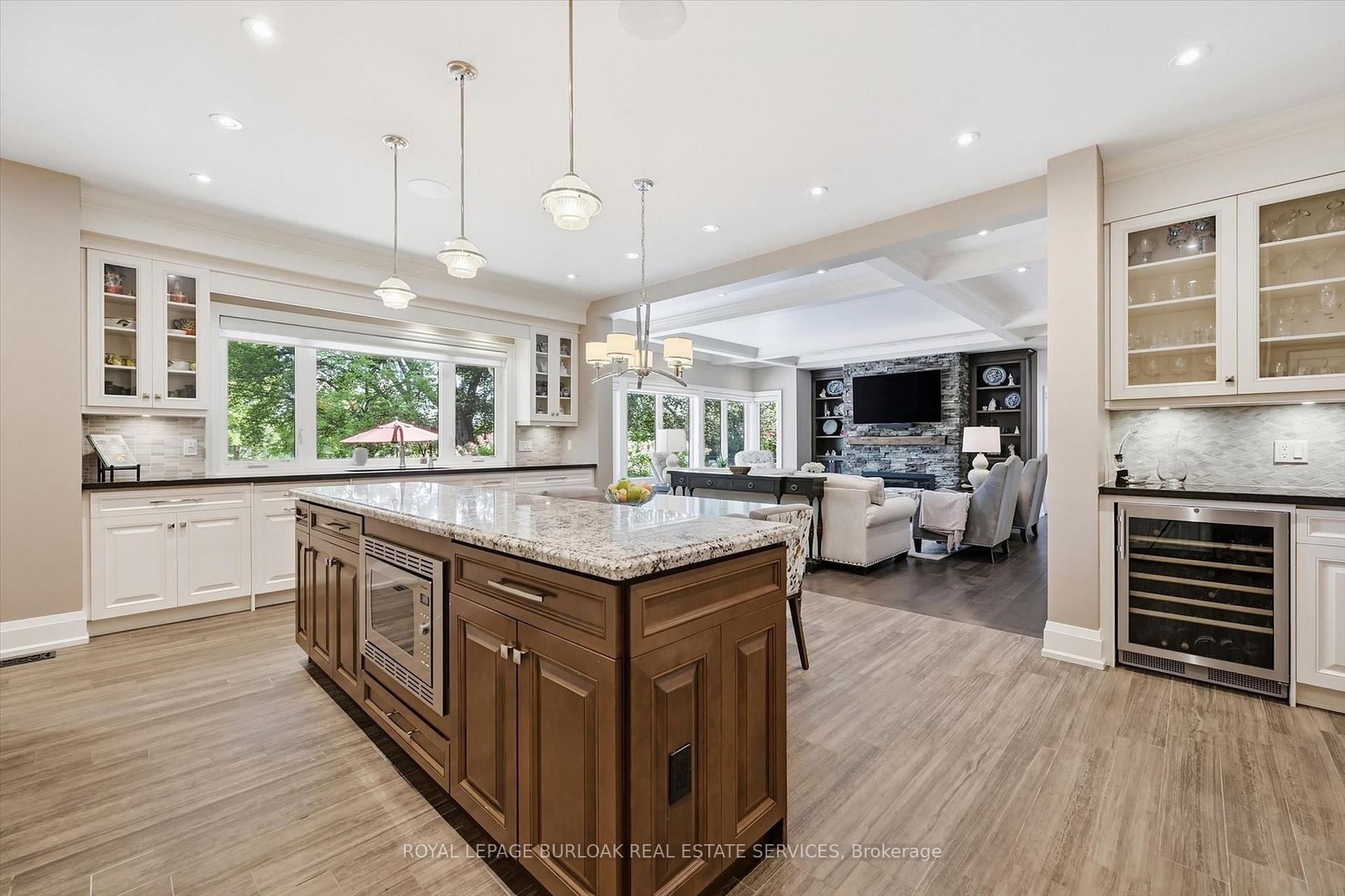 Photo 8 of 534 Ann Avenue, Burlington, LaSalle — HOMEH