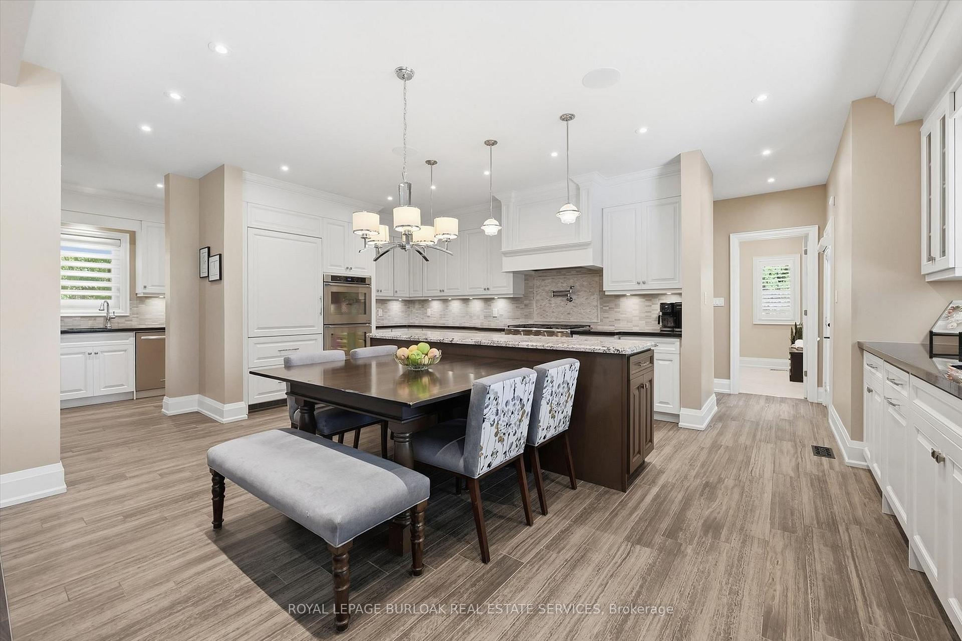 Photo 10 of 534 Ann Avenue, Burlington, LaSalle — HOMEH