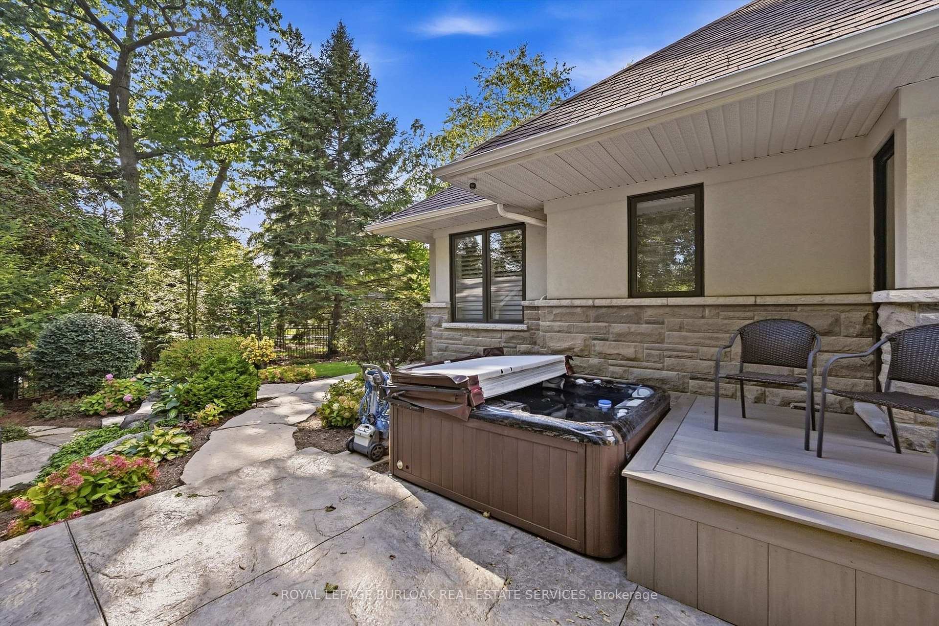 Photo 43 of 534 Ann Avenue, Burlington, LaSalle — HOMEH