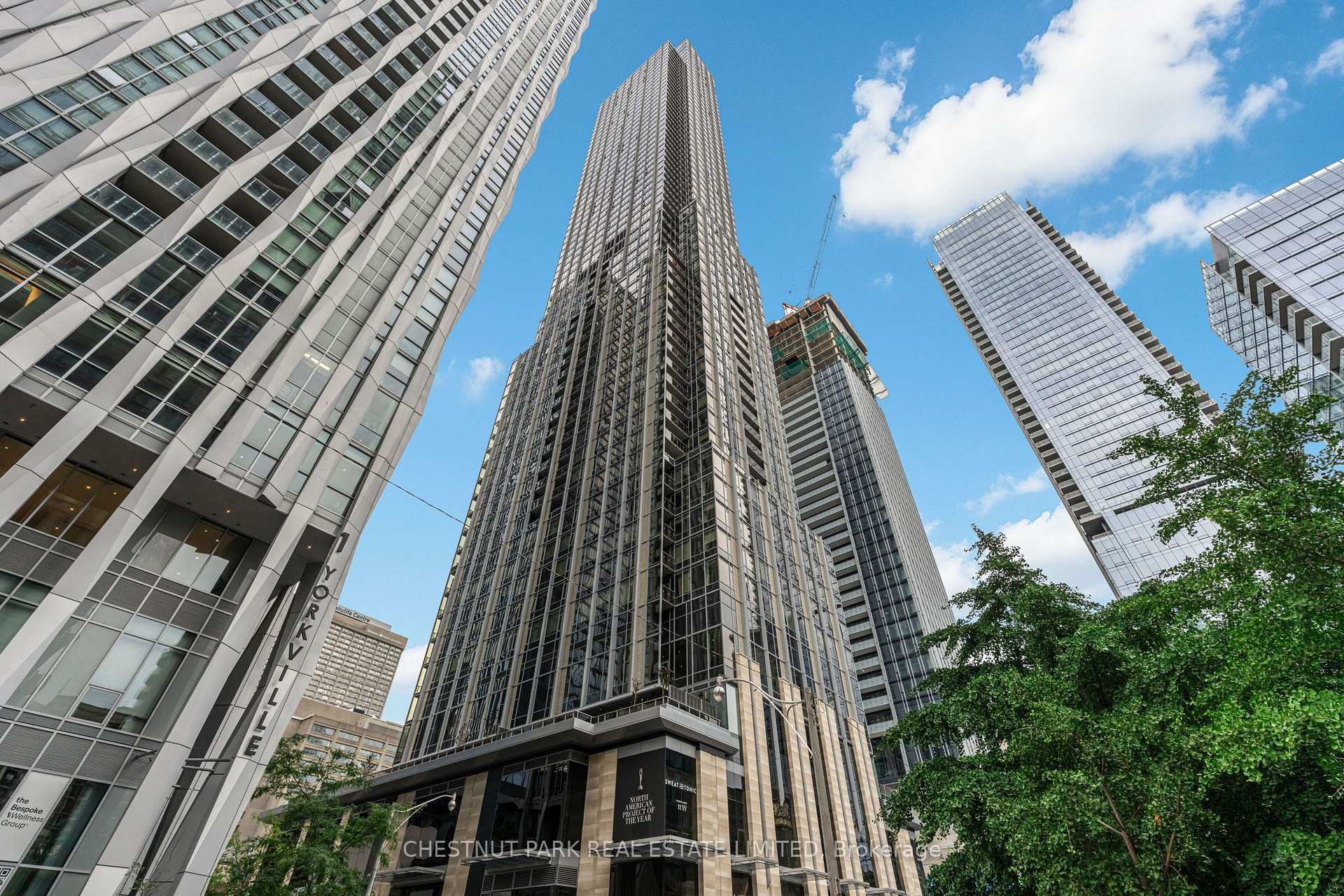 Front of Unit 4502, 11 Yorkville Avenue