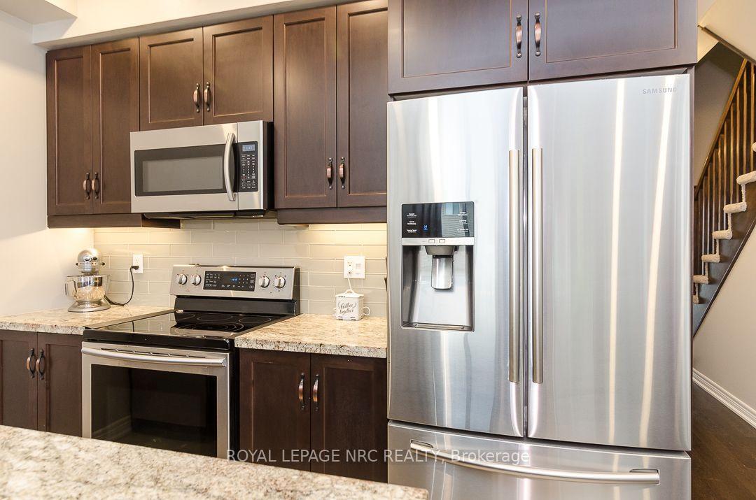 Photo 10 of Unit 15, 377 Glancaster Road, Hamilton, Villages of Glancaster — HOMEH