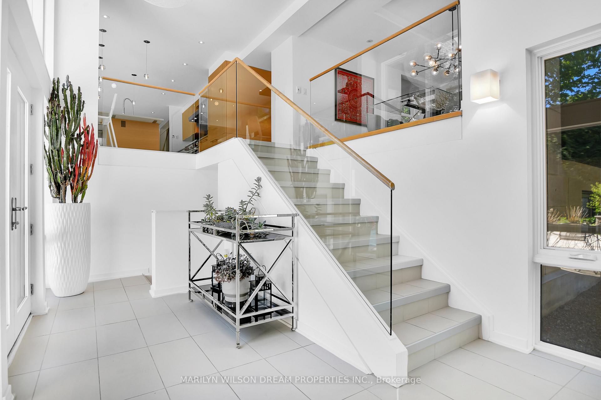 Photo 27 of 10 Burrows Road, Ottawa, Rothwell Heights — HOMEH
