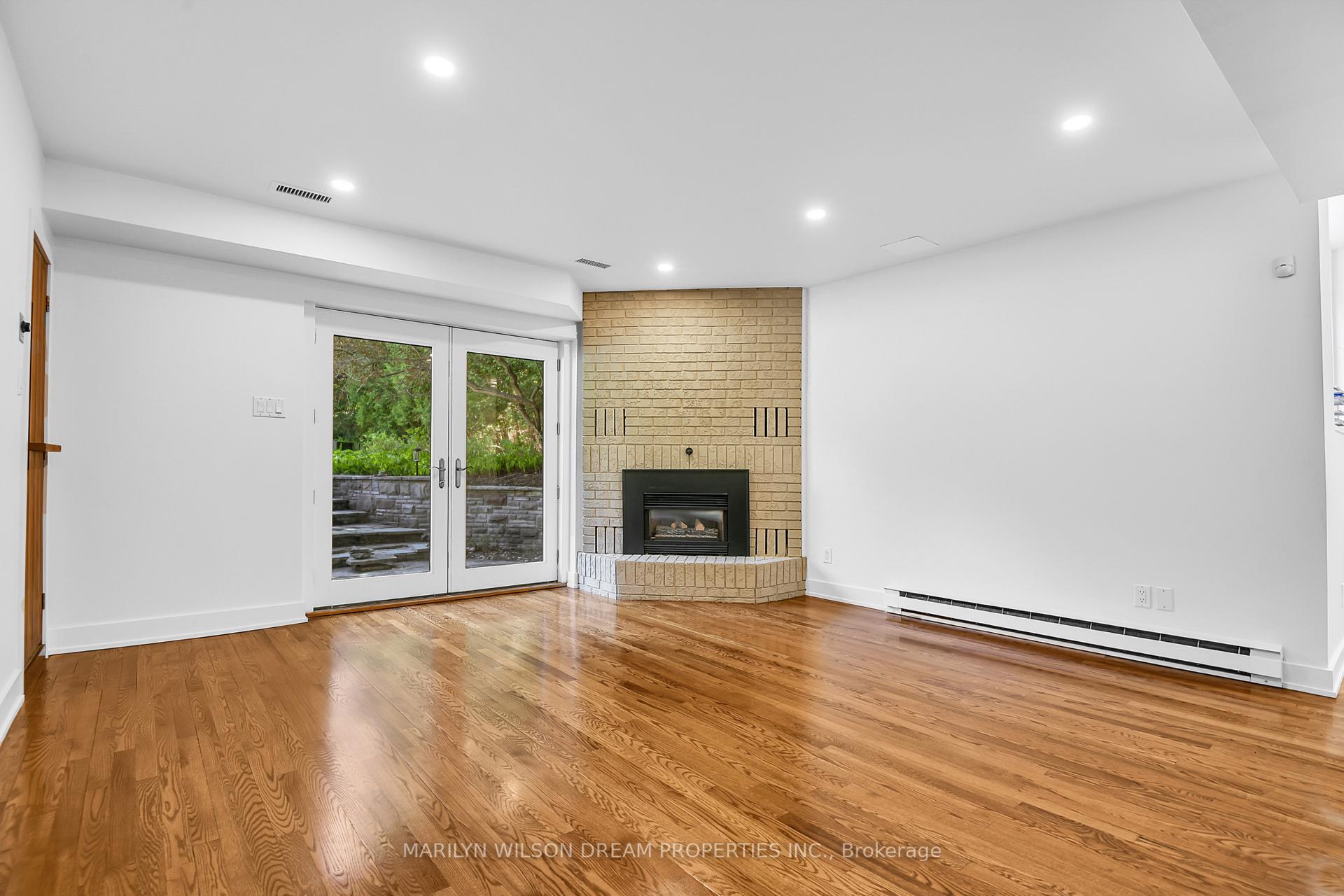 Photo 42 of 10 Burrows Road, Ottawa, Rothwell Heights — HOMEH