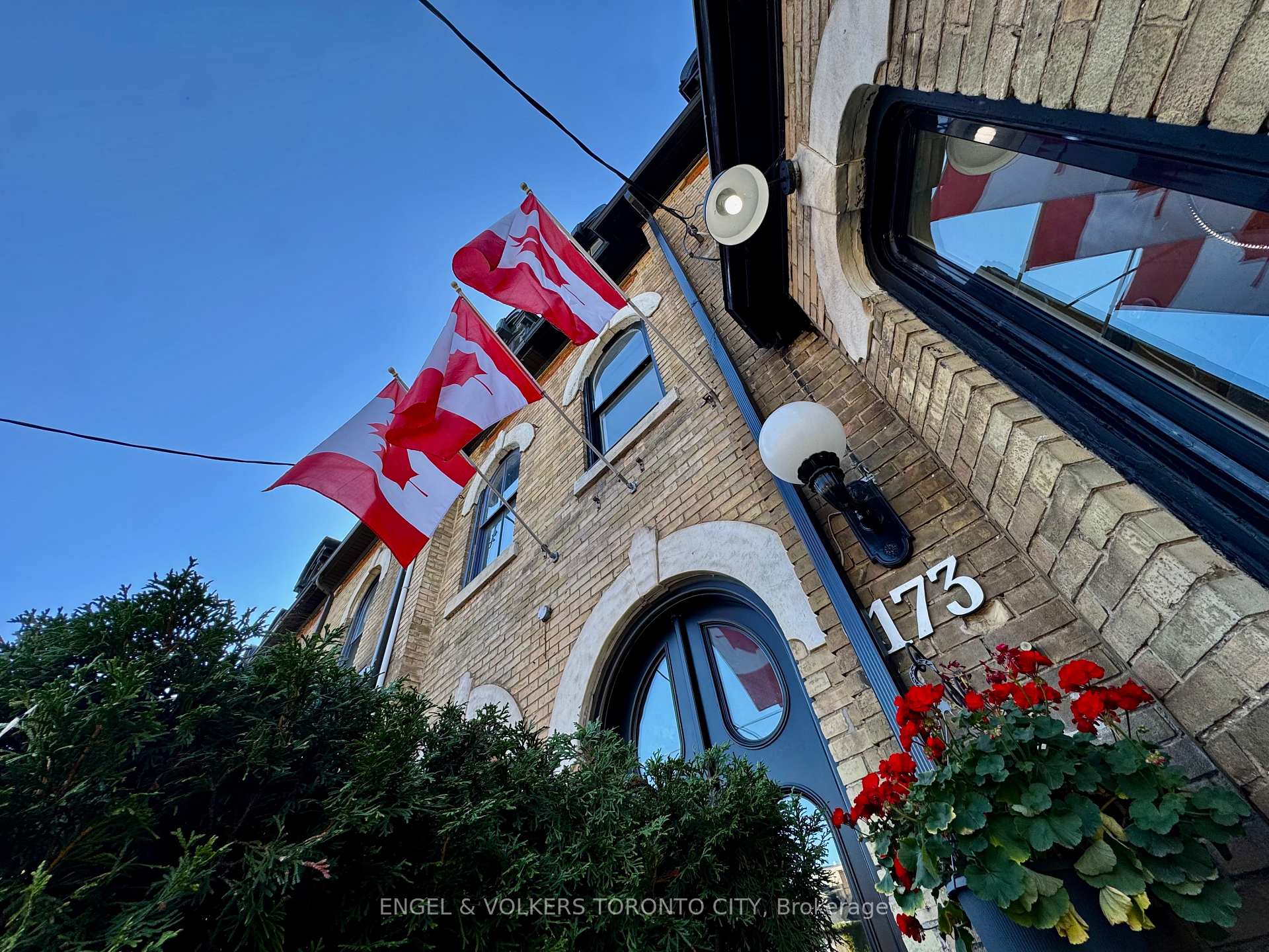 Photo 1 of Unit 3F, 173 Carlton Street, Toronto, Cabbagetown-South St. James Town — HOMEH