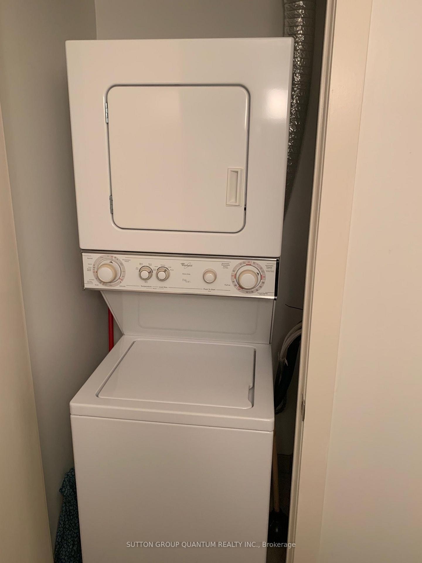 Photo 3 of Unit 406, 20 Joe Shuster Way, Toronto, South Parkdale — HOMEH