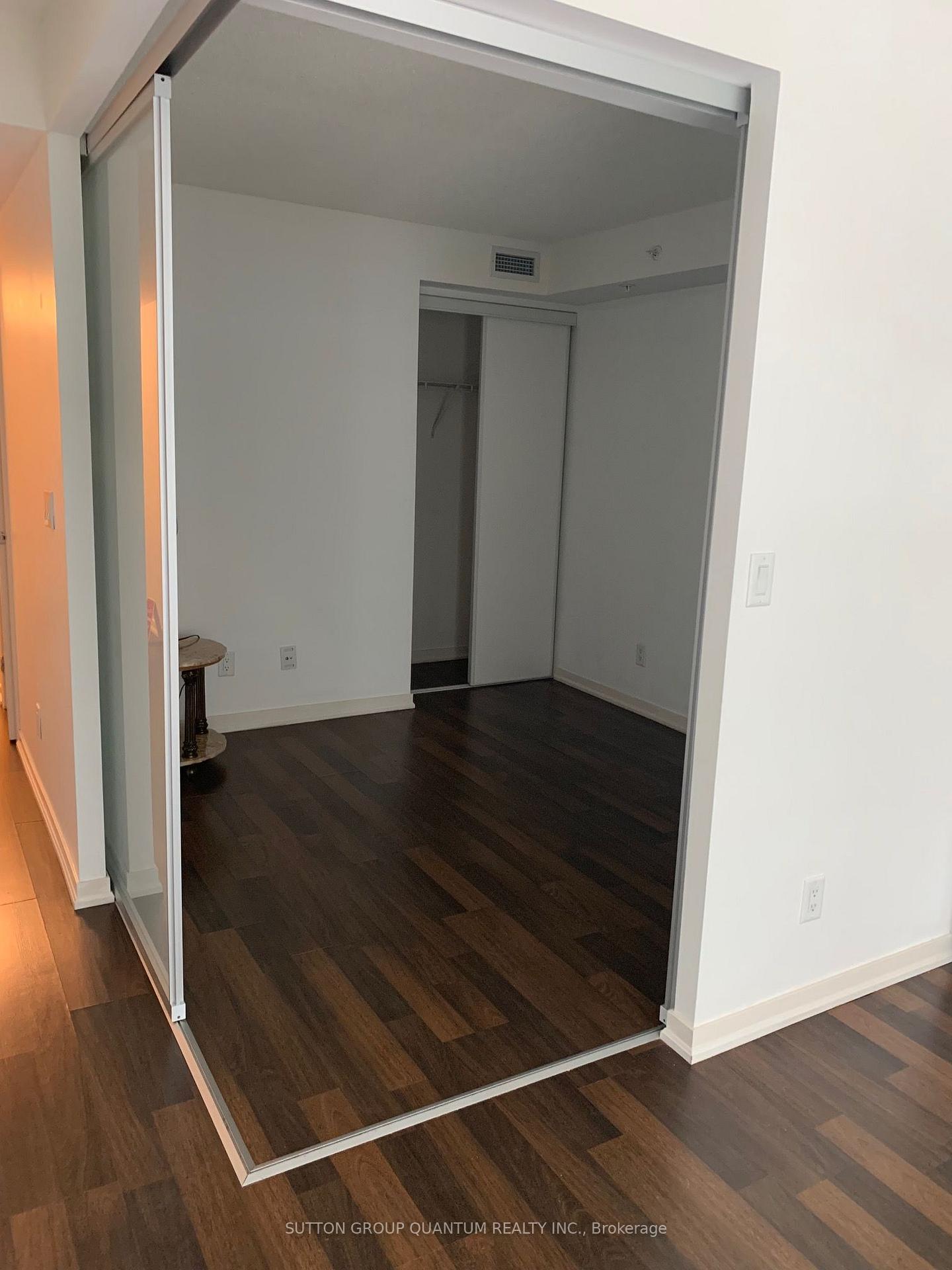 Photo 5 of Unit 406, 20 Joe Shuster Way, Toronto, South Parkdale — HOMEH