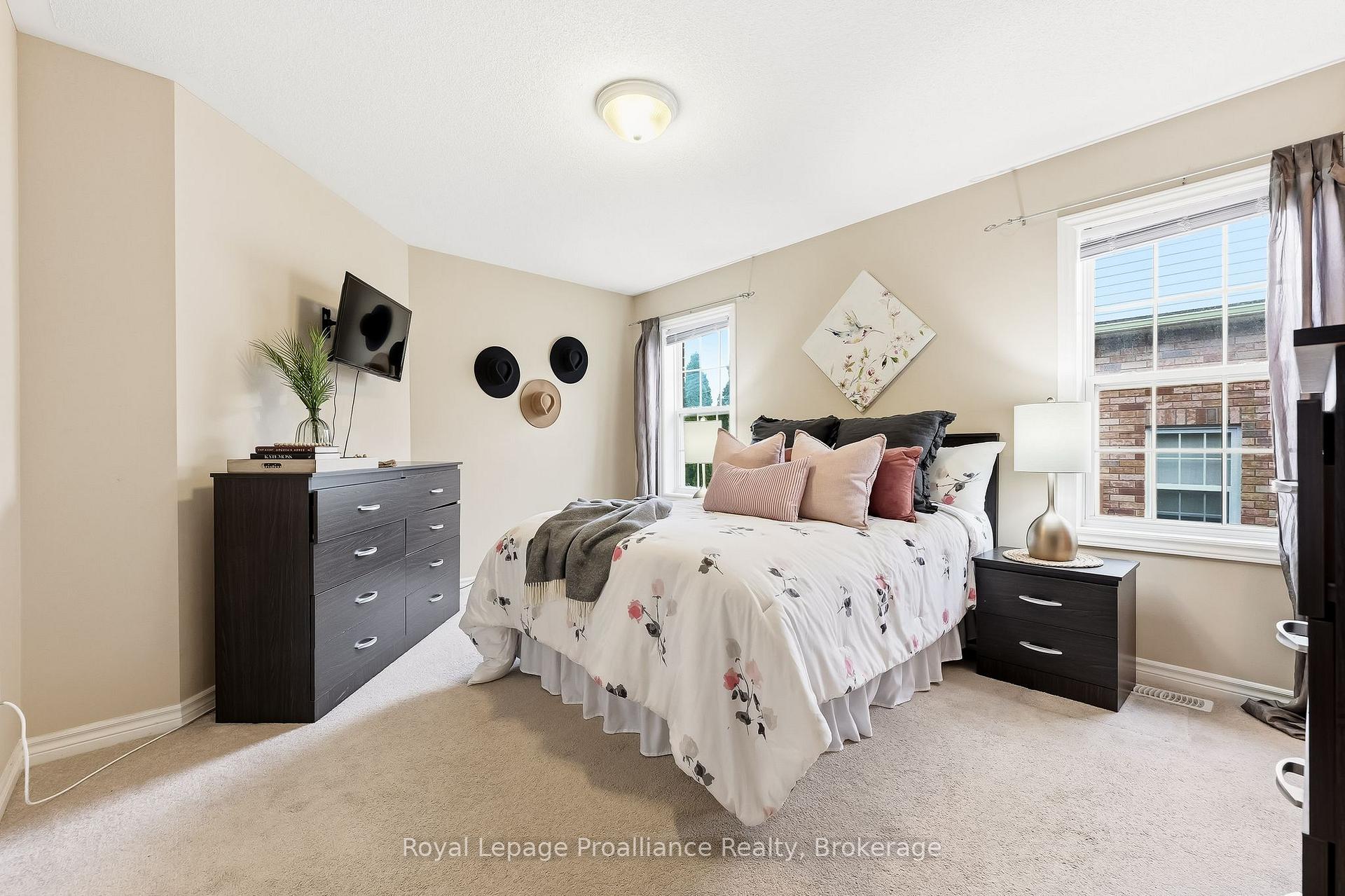 Photo 24 of 23 Empire Boulevard, Brighton — HOMEH