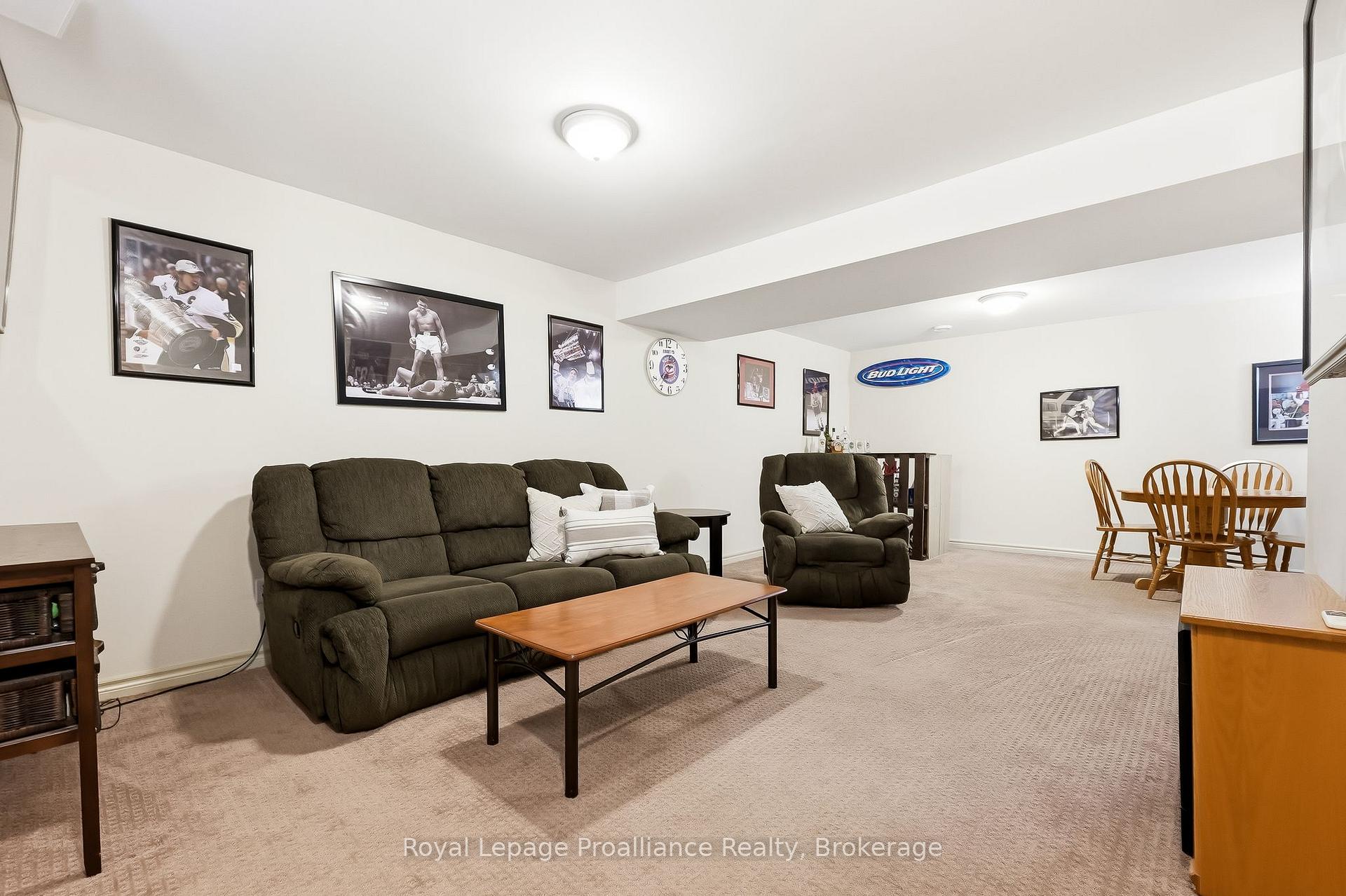 Photo 31 of 23 Empire Boulevard, Brighton — HOMEH