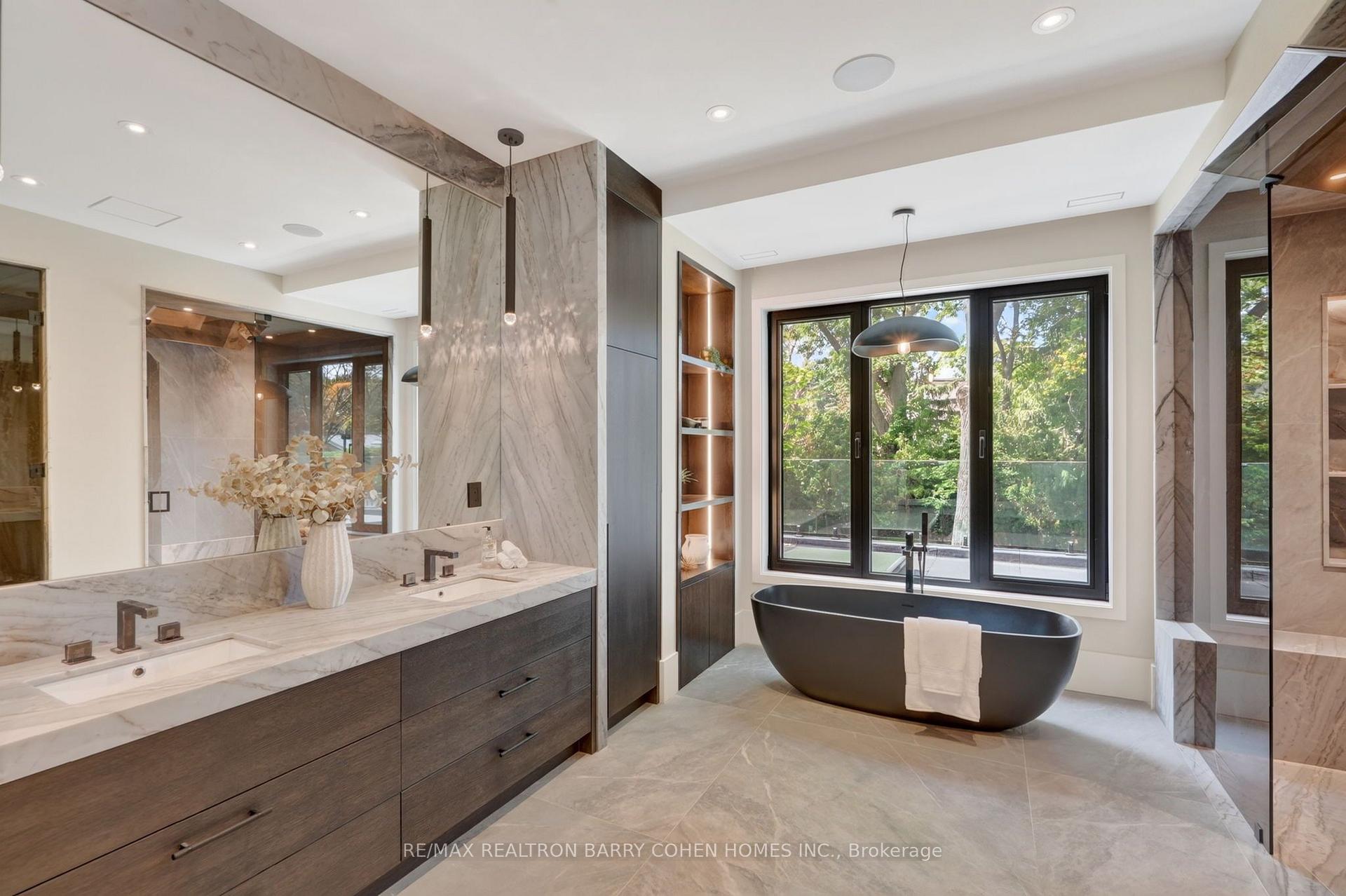 Photo 22 of 90 Arjay Crescent, North York, Bridle Path-Sunnybrook-York Mills — HOMEH