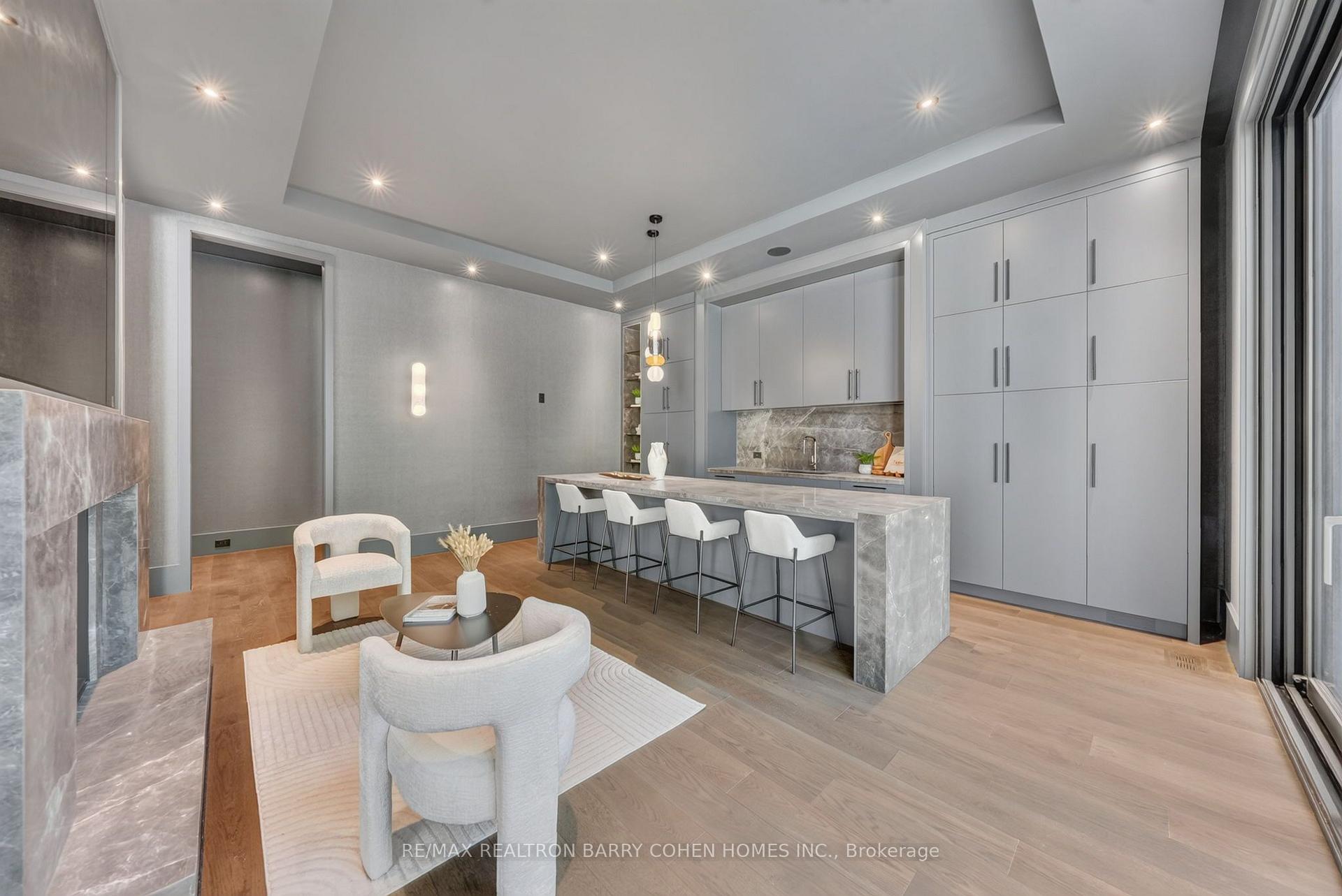 Photo 26 of 90 Arjay Crescent, North York, Bridle Path-Sunnybrook-York Mills — HOMEH