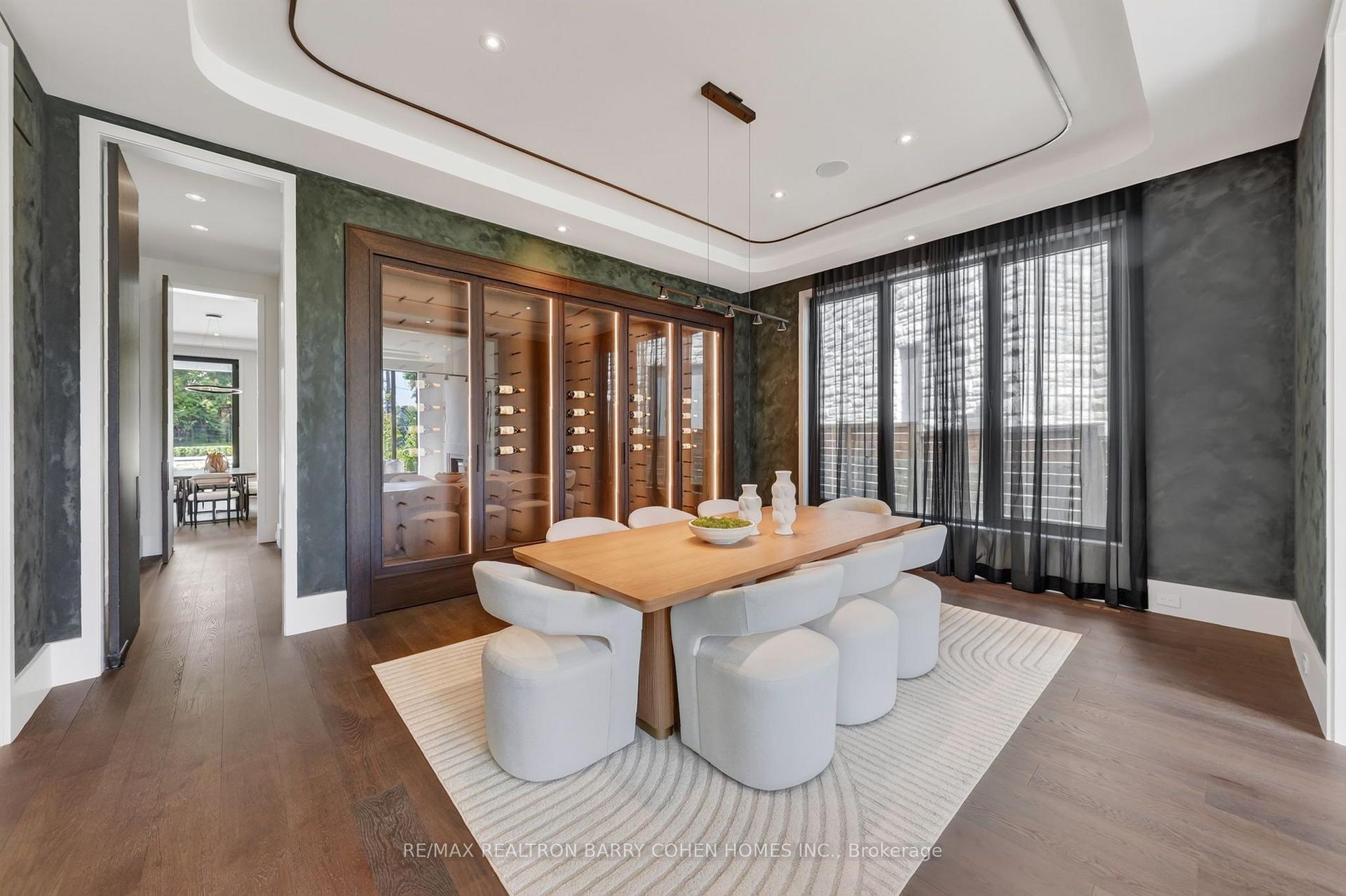 Photo 36 of 90 Arjay Crescent, North York, Bridle Path-Sunnybrook-York Mills — HOMEH
