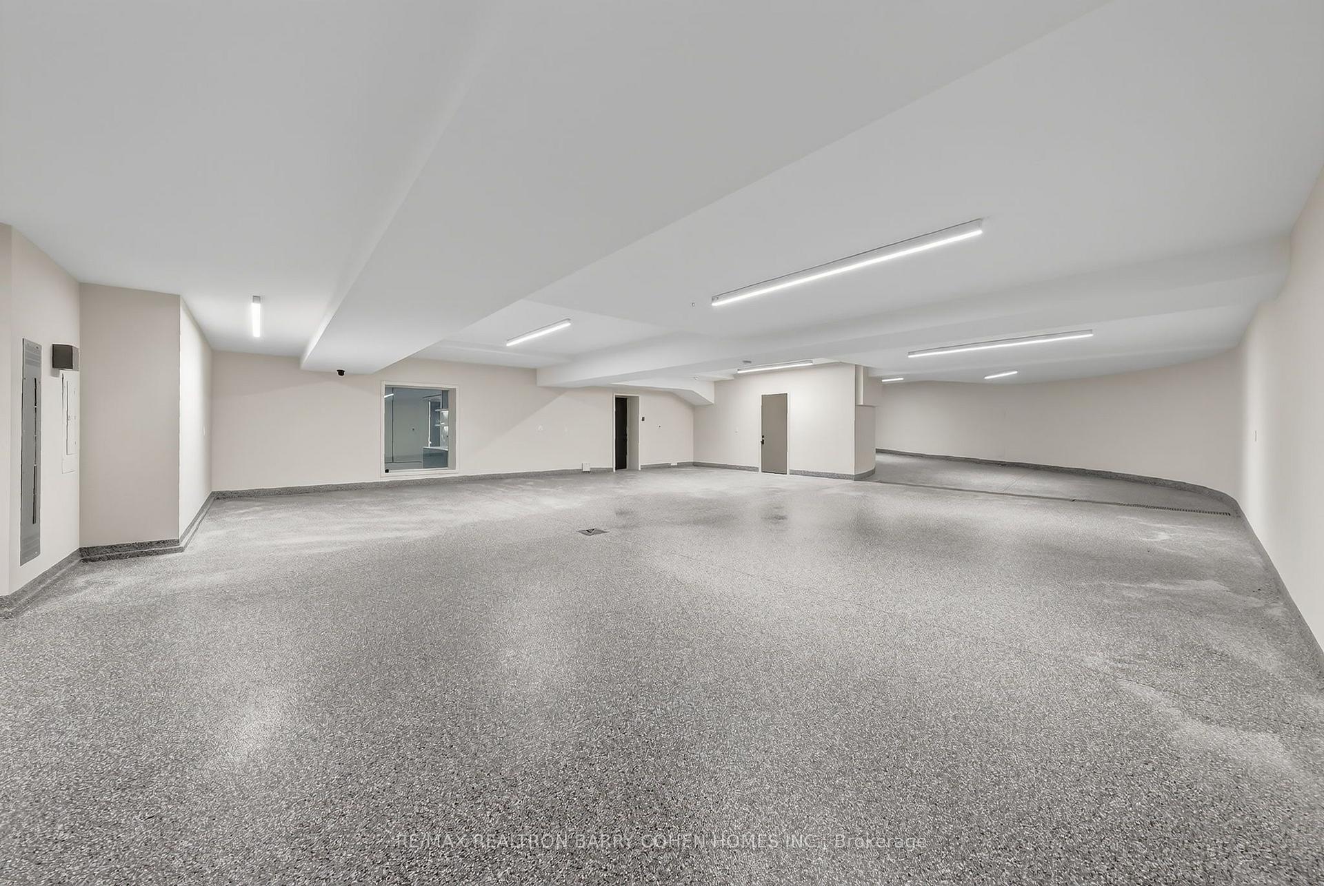Photo 64 of 90 Arjay Crescent, North York, Bridle Path-Sunnybrook-York Mills — HOMEH