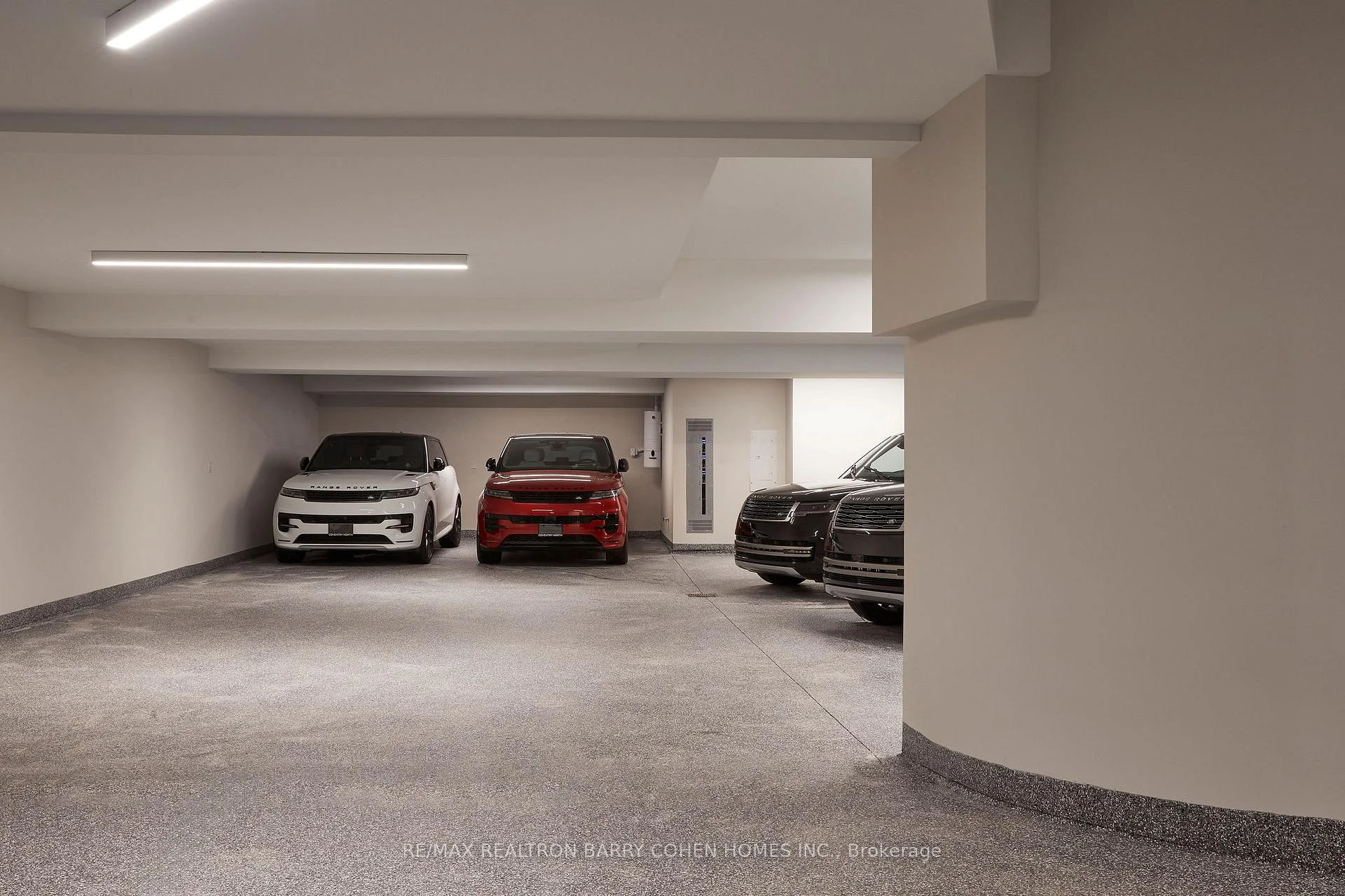Photo 57 of 90 Arjay Crescent, North York, Bridle Path-Sunnybrook-York Mills — HOMEH