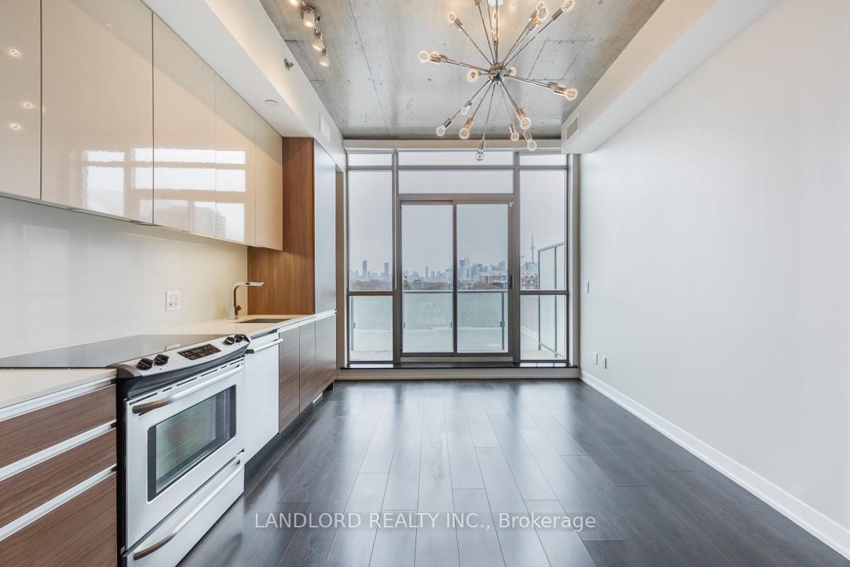 Photo 4 of Unit 607, 8 Gladstone Avenue, Toronto, Little Portugal — HOMEH