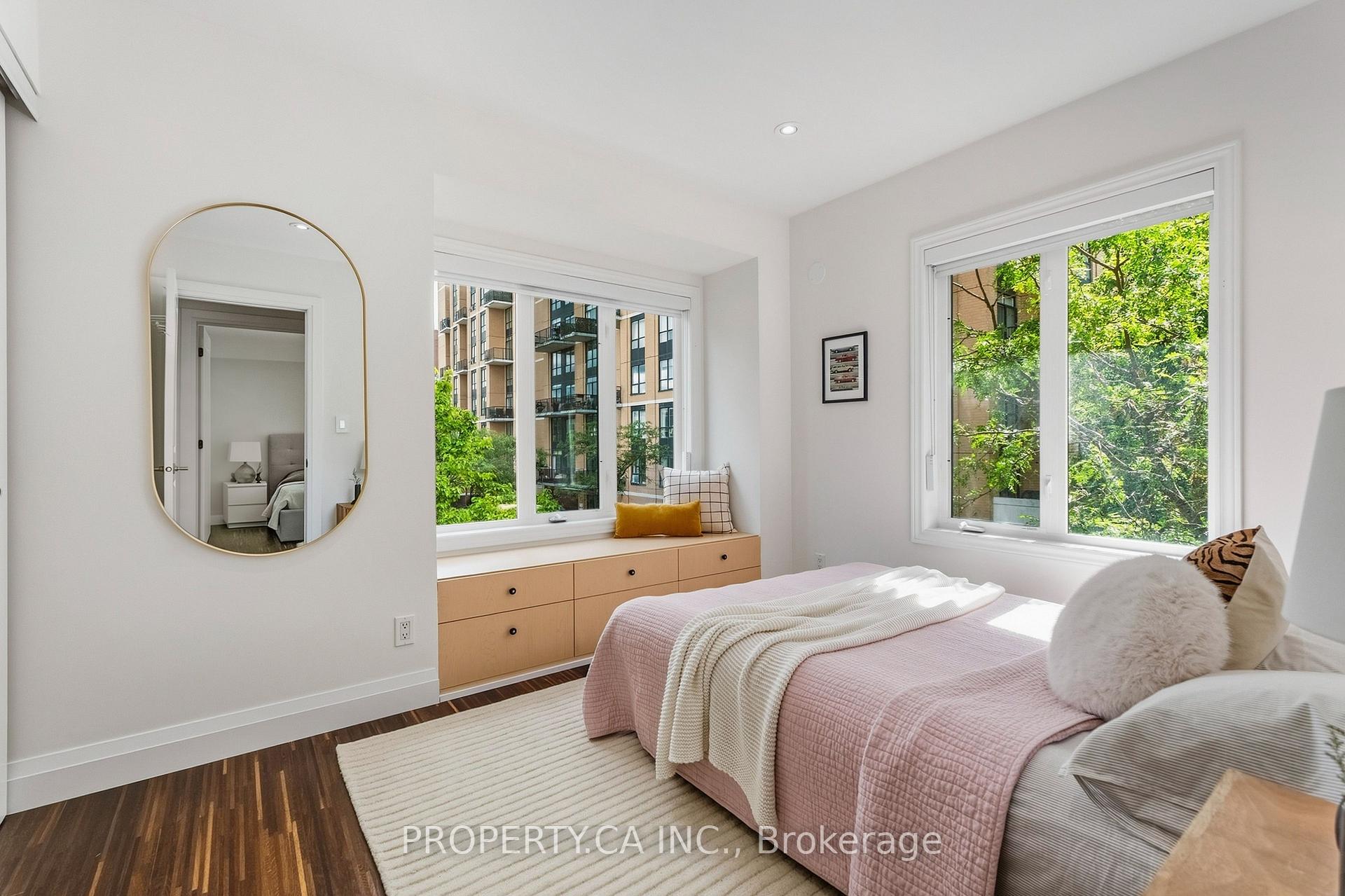 Photo 28 of Unit Th2, 208 Niagara Street, Toronto, Niagara — HOMEH