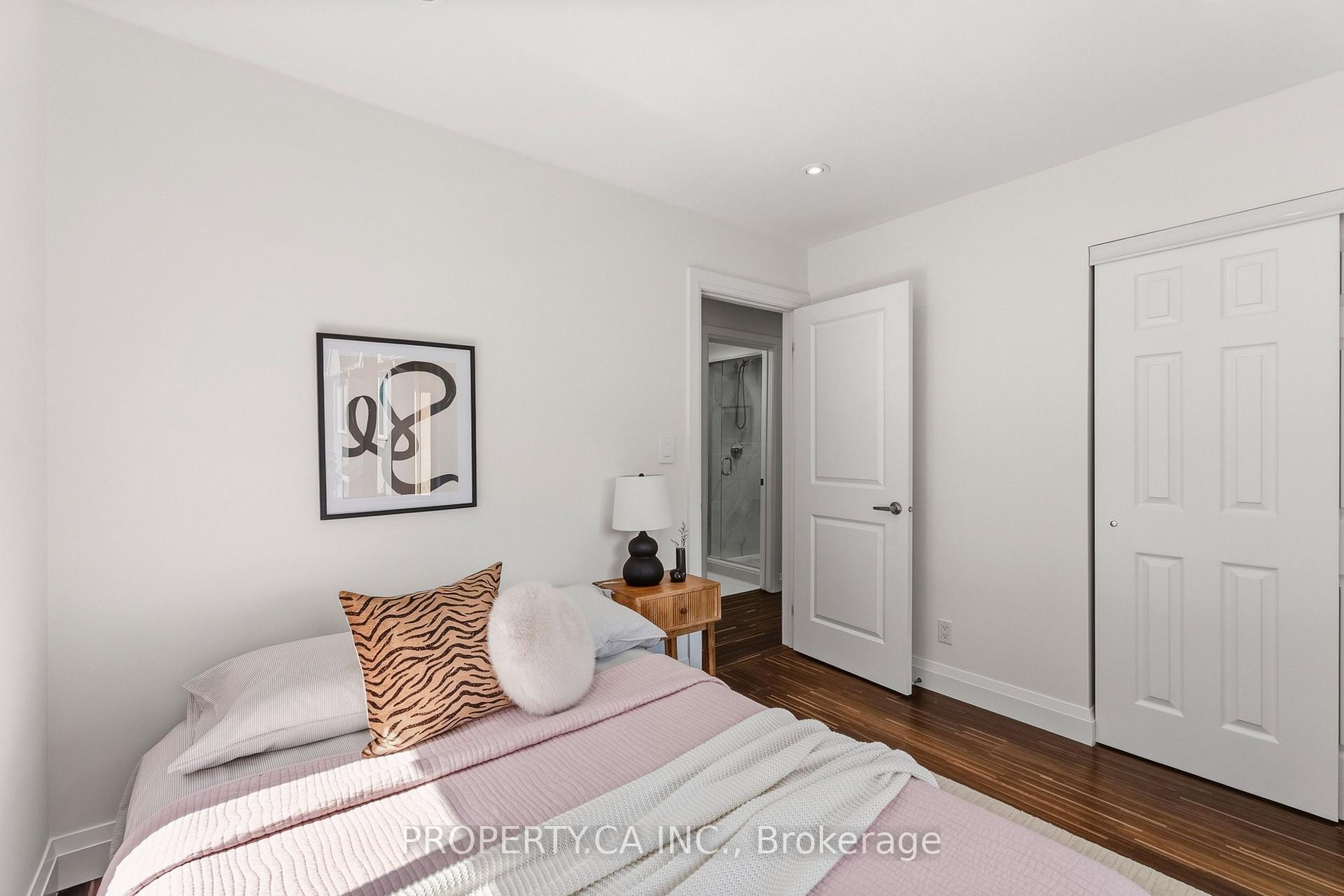 Photo 30 of Unit Th2, 208 Niagara Street, Toronto, Niagara — HOMEH