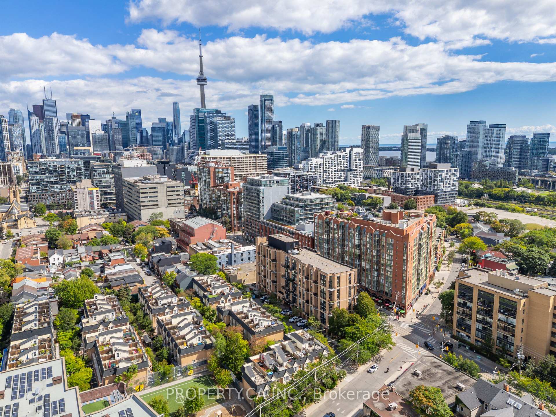 Photo 48 of Unit Th2, 208 Niagara Street, Toronto, Niagara — HOMEH