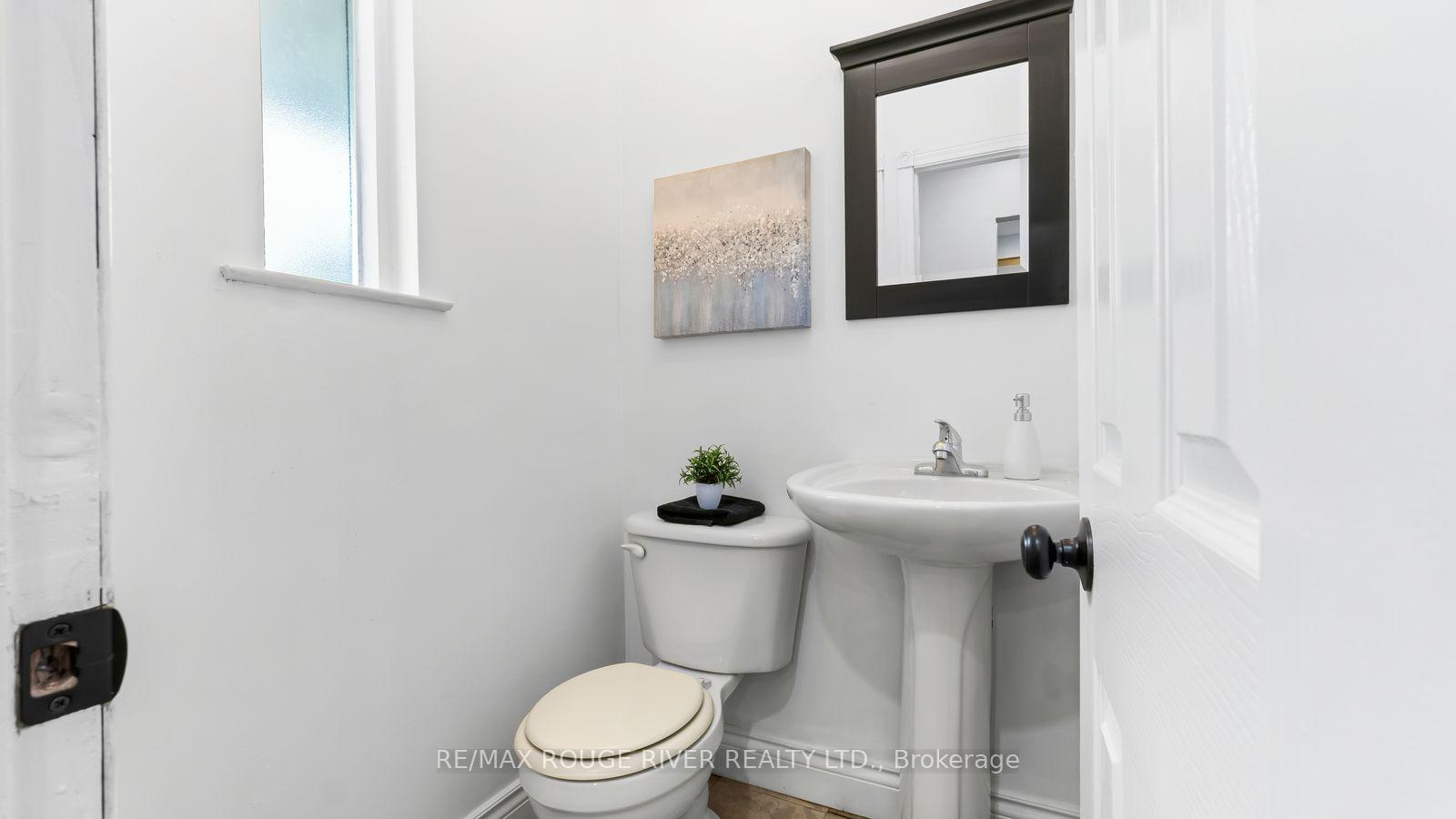 Photo 5 of Unit 99, 925 Bayly Street, Pickering, West Shore — HOMEH