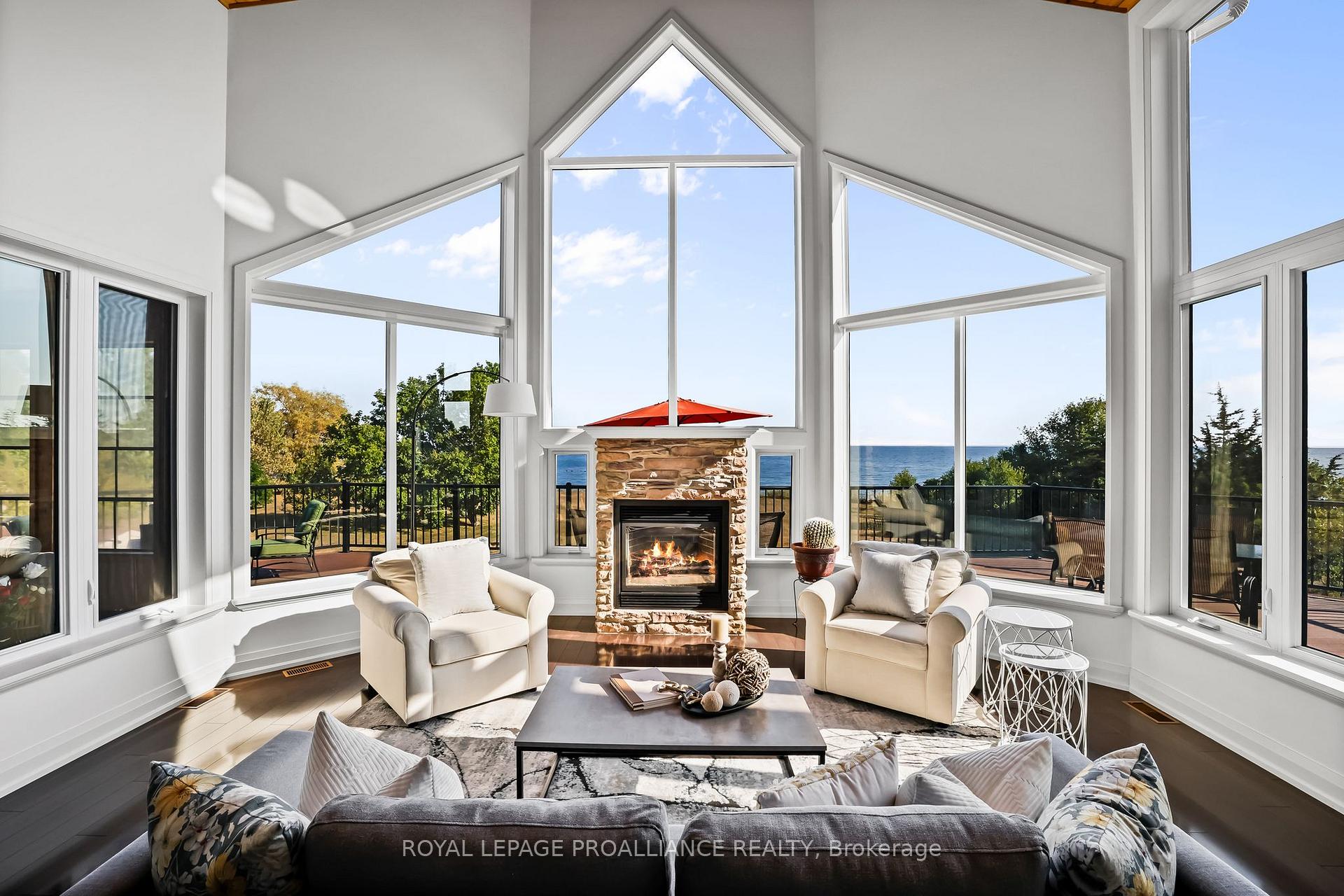Photo 10 of 263 Lakeshore Road, Brighton, Rural Brighton — HOMEH