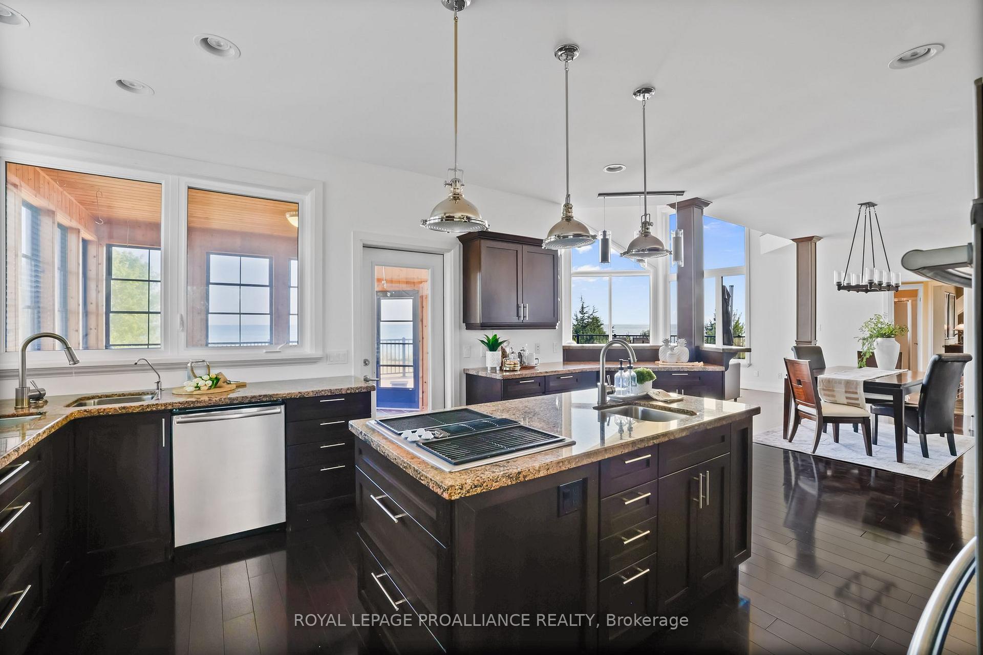 Photo 14 of 263 Lakeshore Road, Brighton, Rural Brighton — HOMEH