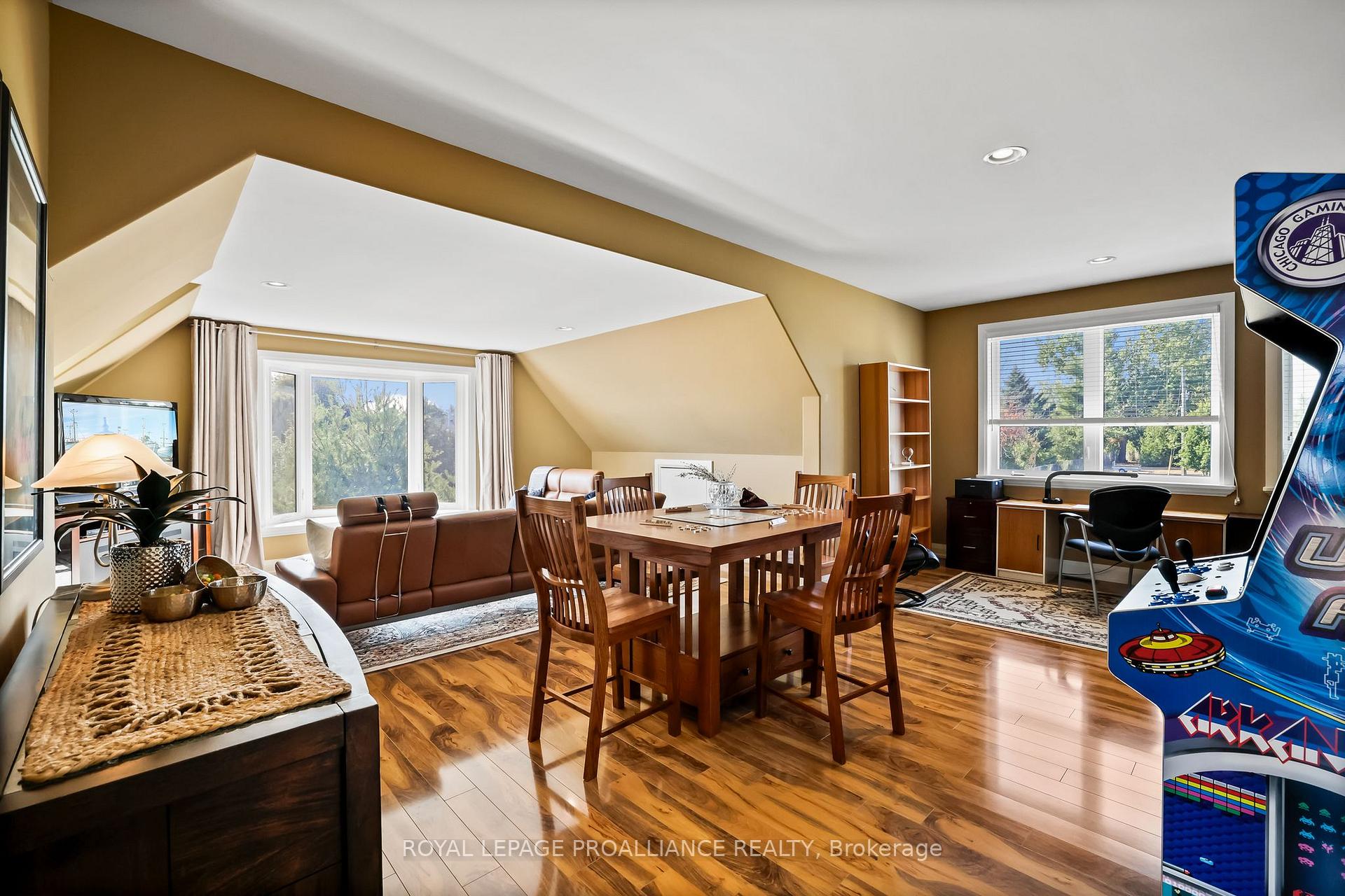 Photo 23 of 263 Lakeshore Road, Brighton, Rural Brighton — HOMEH