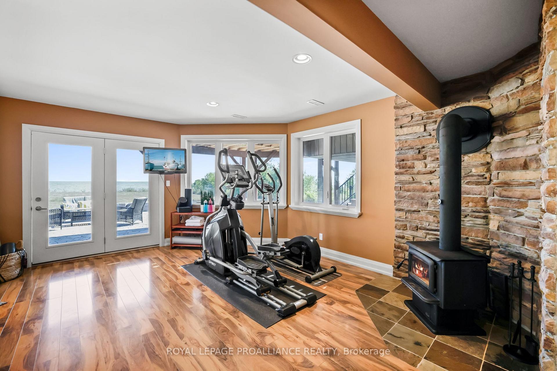Photo 37 of 263 Lakeshore Road, Brighton, Rural Brighton — HOMEH