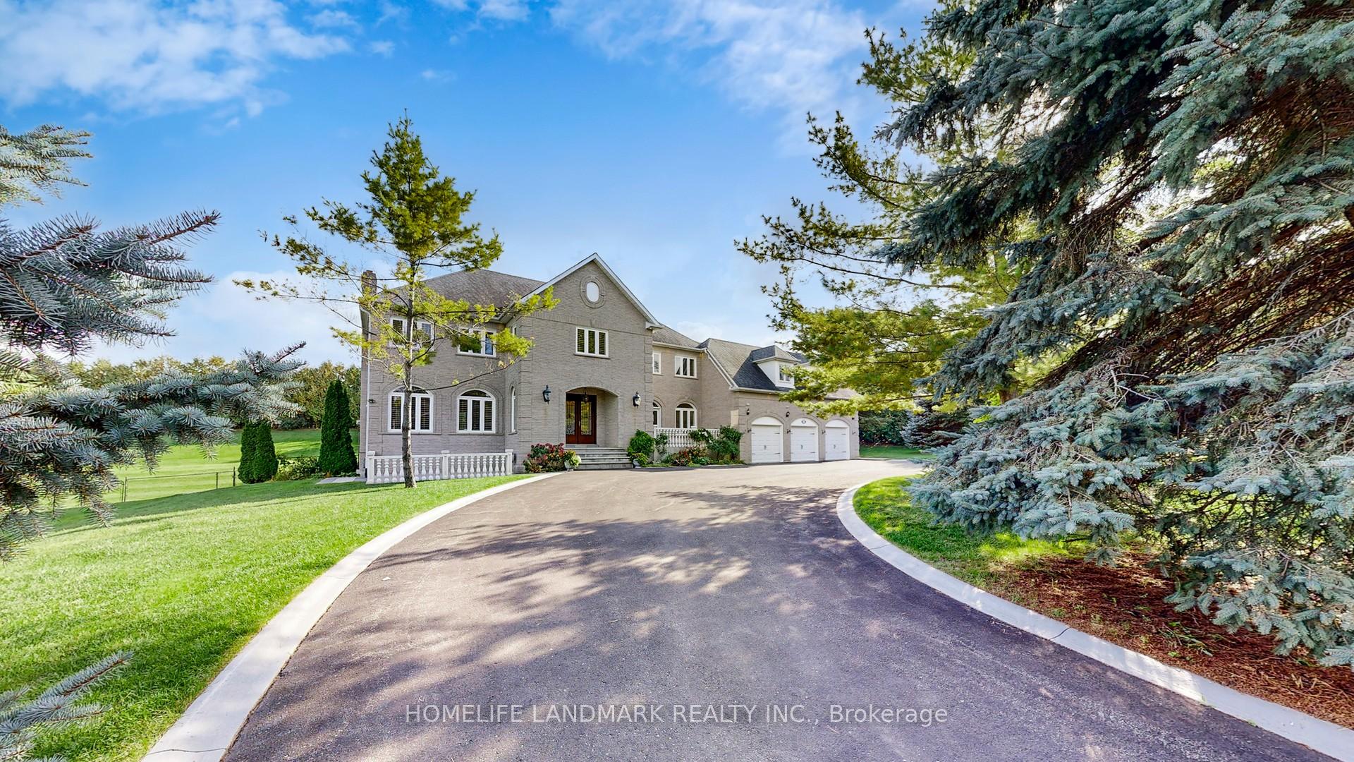 Photo 2 of 90 Offord Crescent, Aurora, Bayview Southeast — HOMEH