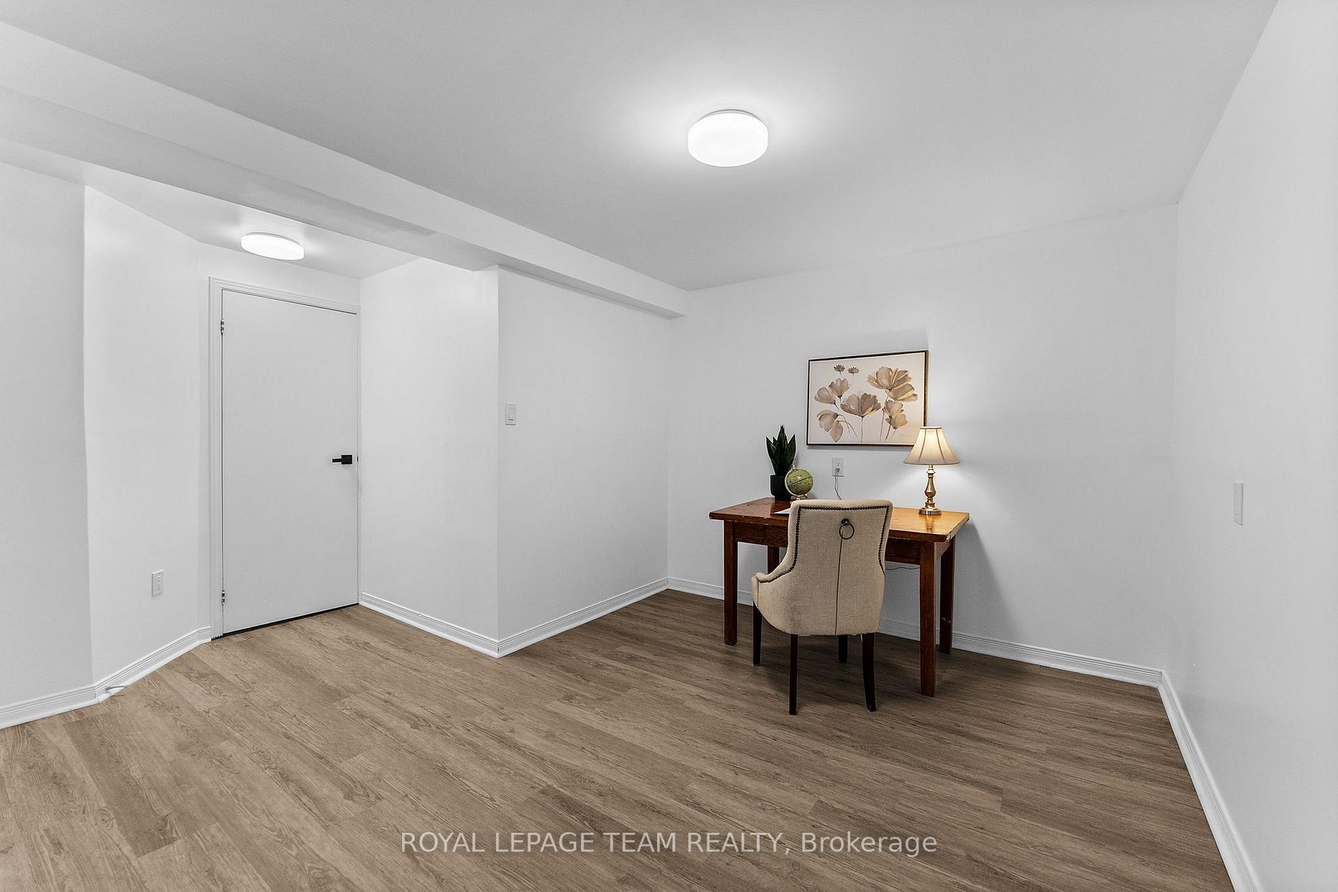 Photo 31 of 20 Pickwick Drive, Ottawa, Barrhaven - Cedargrove/Fraserdale — HOMEH
