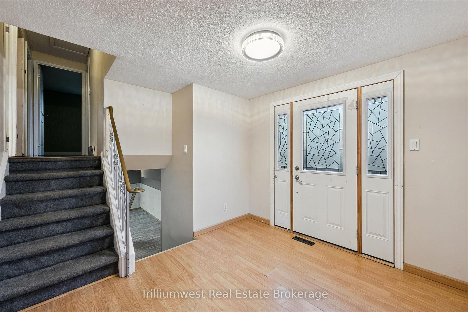 Photo 7 of 7 Homestead Place, Waterloo, Forest Heights — HOMEH