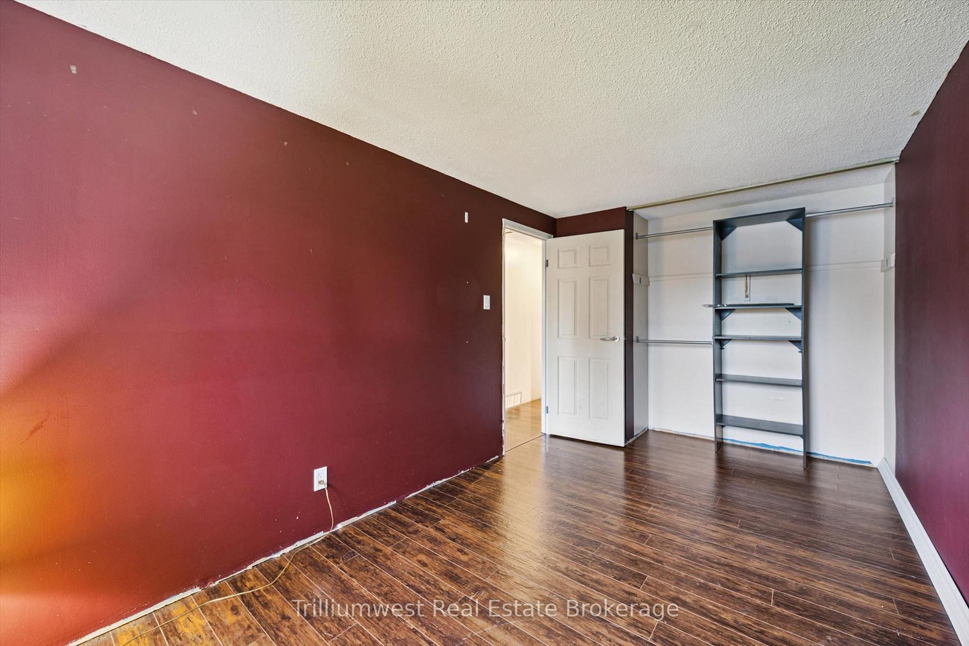 Photo 13 of 7 Homestead Place, Waterloo, Forest Heights — HOMEH