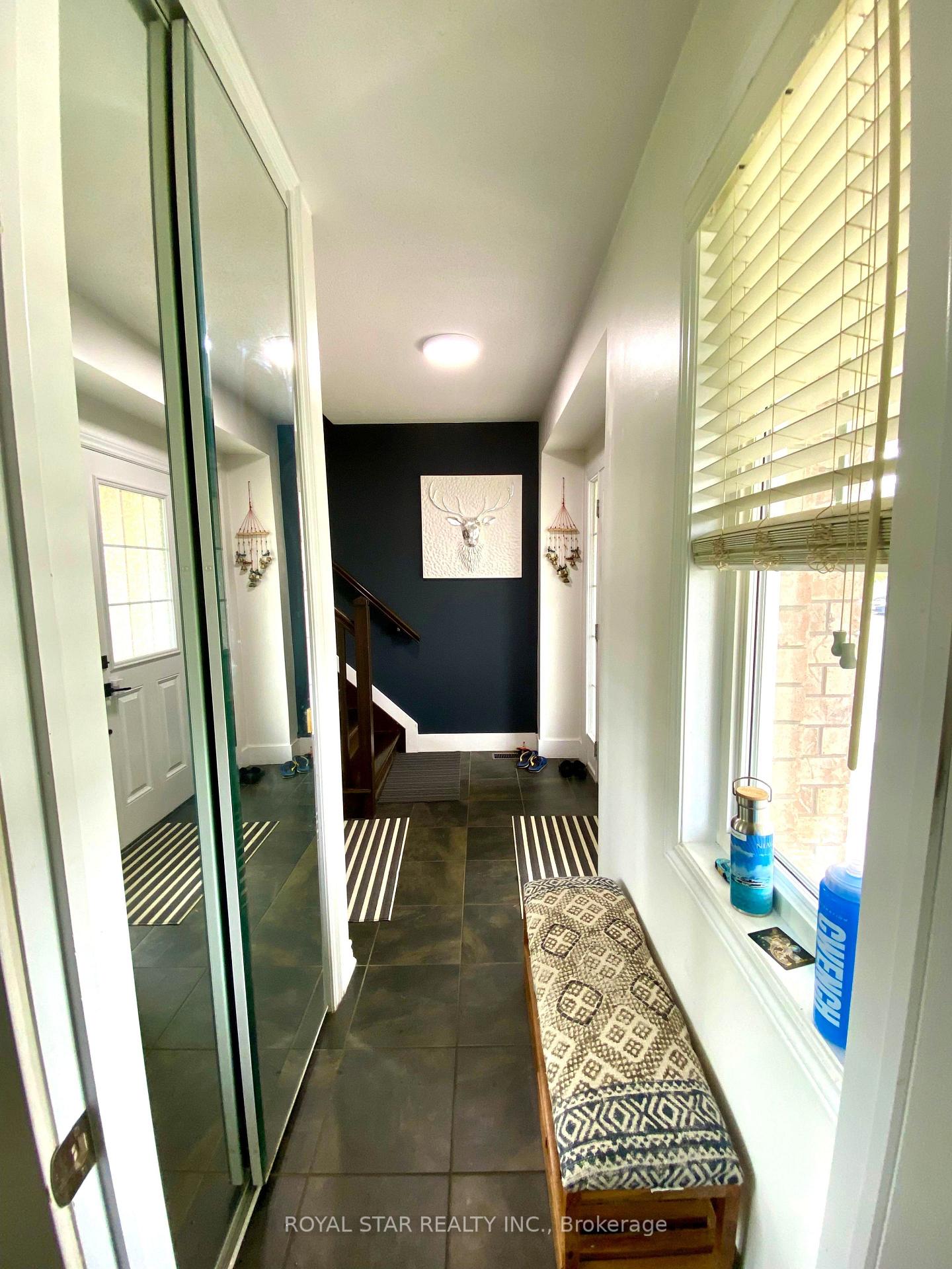 Photo 2 of 3046 Freshwater Way, Ottawa, Barrhaven - Half Moon Bay — HOMEH