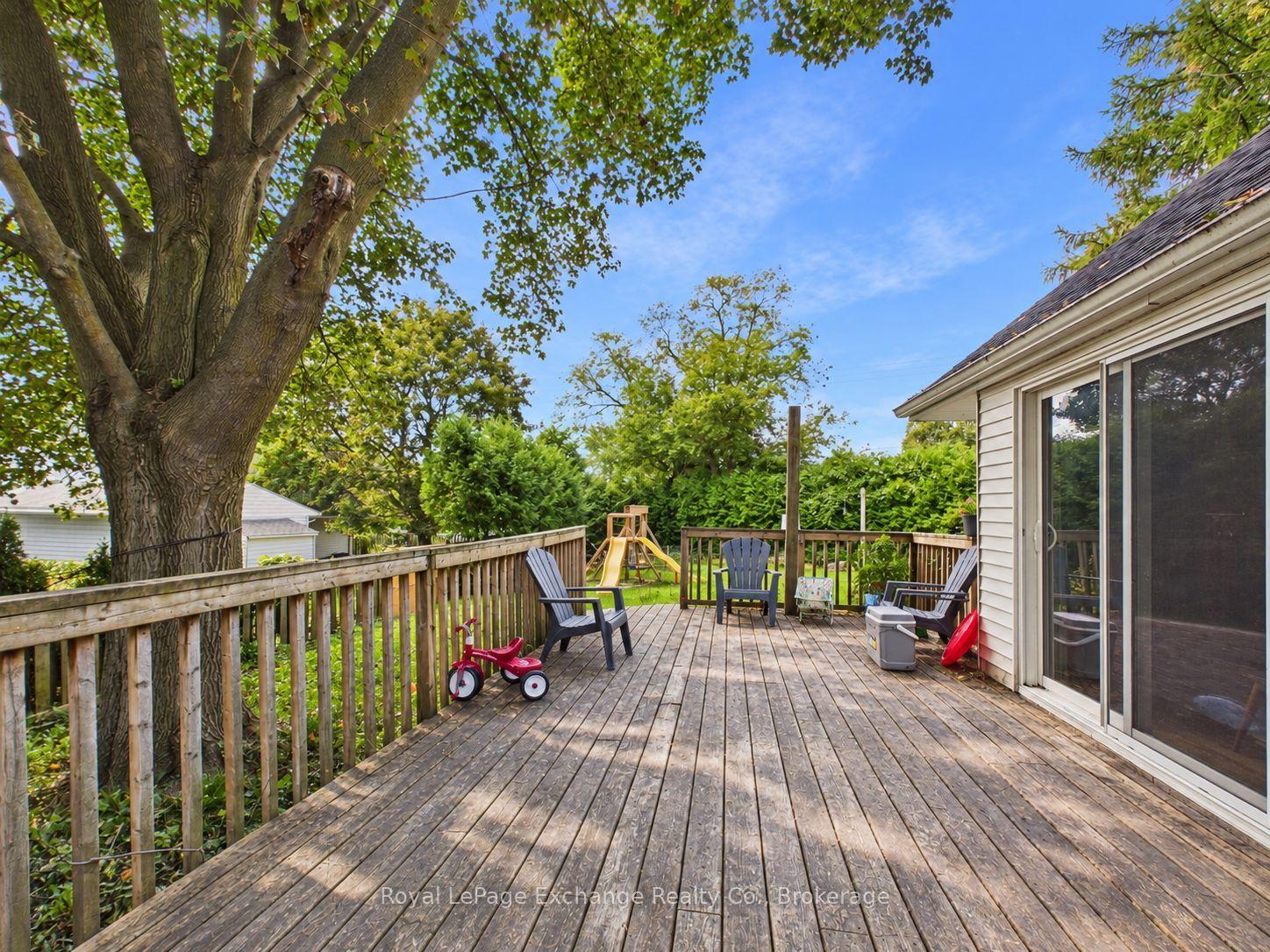 Photo 14 of 2 Regina Road, Huron East, Vanastra — HOMEH