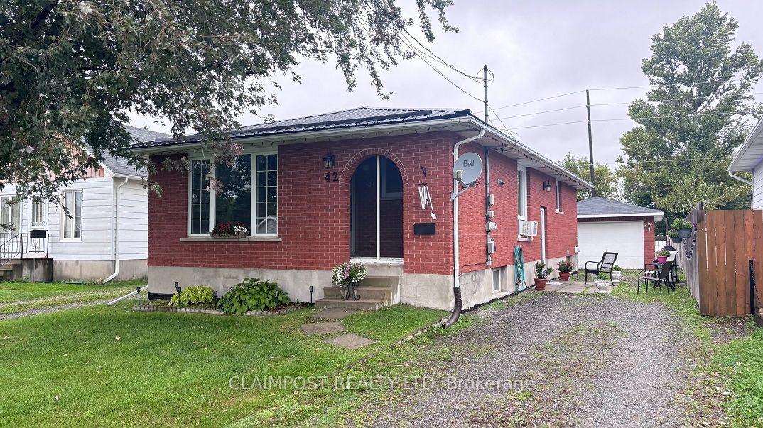 Front of 42 Moneta Avenue