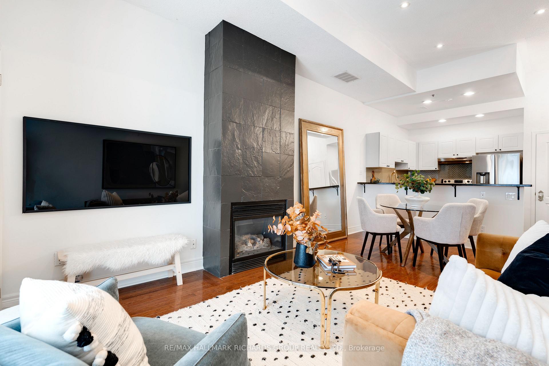 Photo 10 of Unit 101, 325 Kingston Road, Toronto, The Beaches — HOMEH
