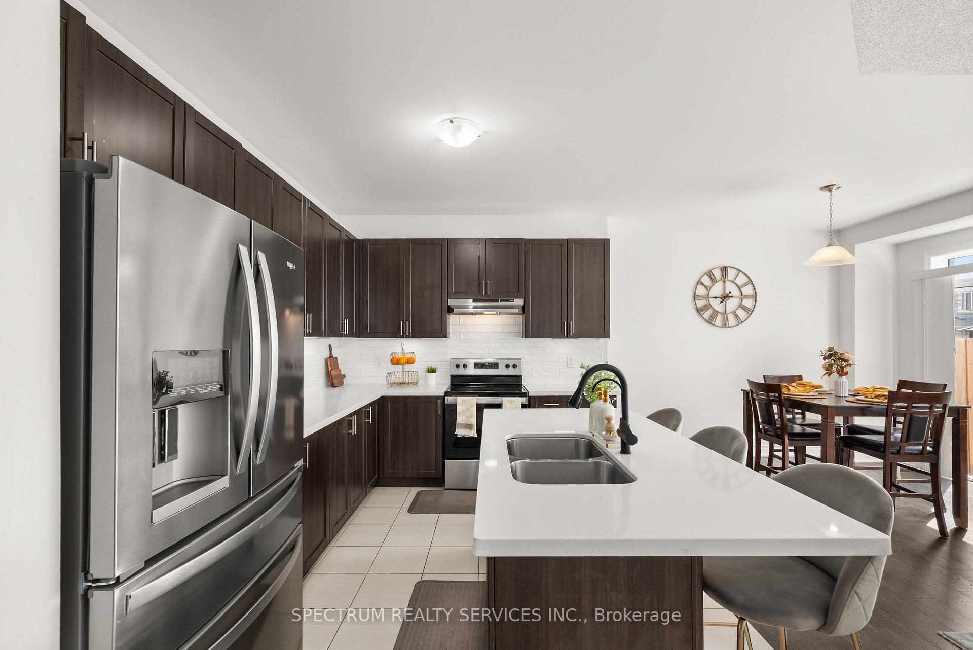 Photo 10 of 32 Horizon Avenue, Cavan Monaghan, Millbrook Village — HOMEH