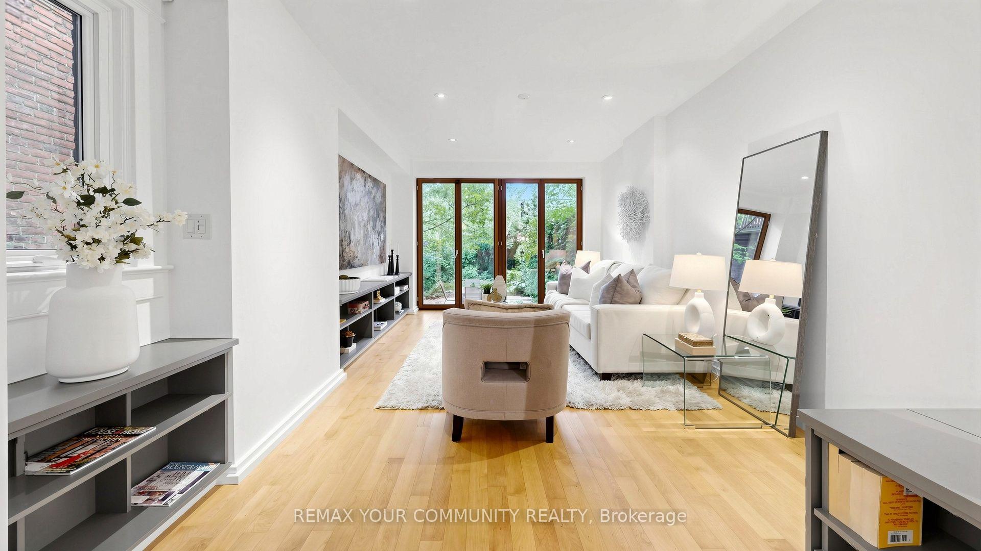 Photo 4 of 104 Wells Street, Toronto, The Annex — HOMEH