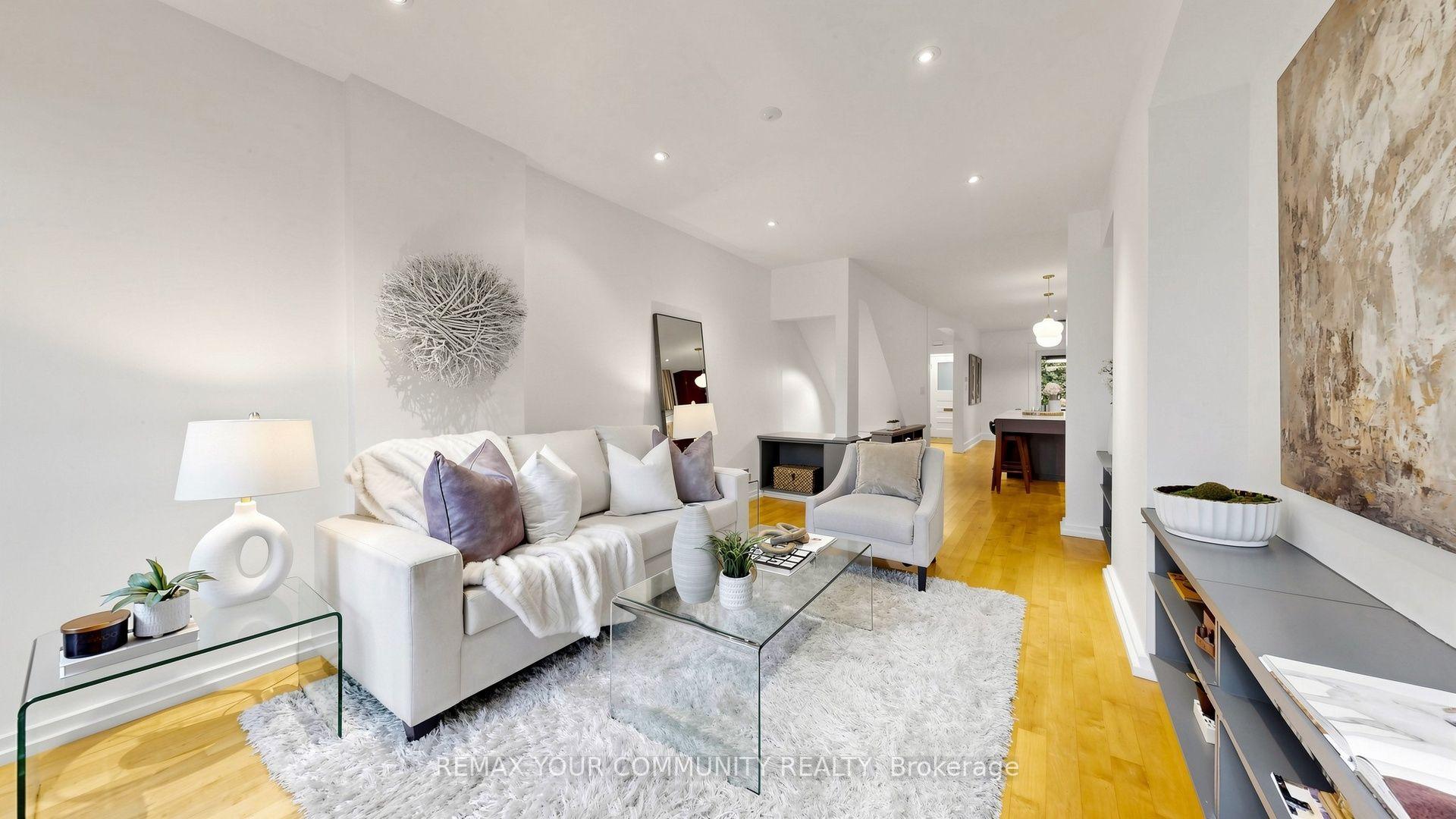Photo 6 of 104 Wells Street, Toronto, The Annex — HOMEH