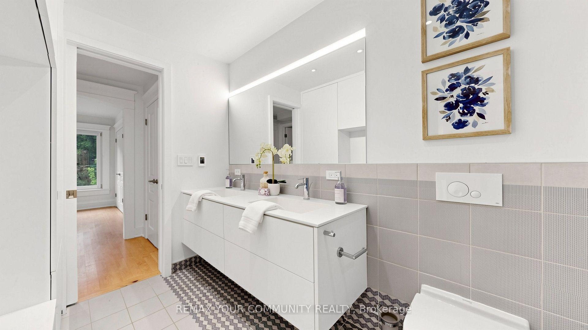 Photo 24 of 104 Wells Street, Toronto, The Annex — HOMEH