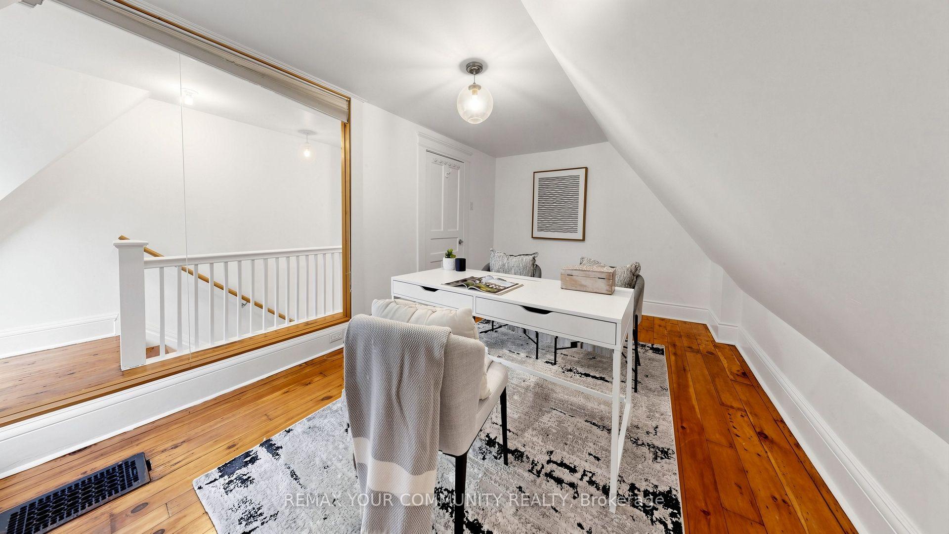 Photo 30 of 104 Wells Street, Toronto, The Annex — HOMEH