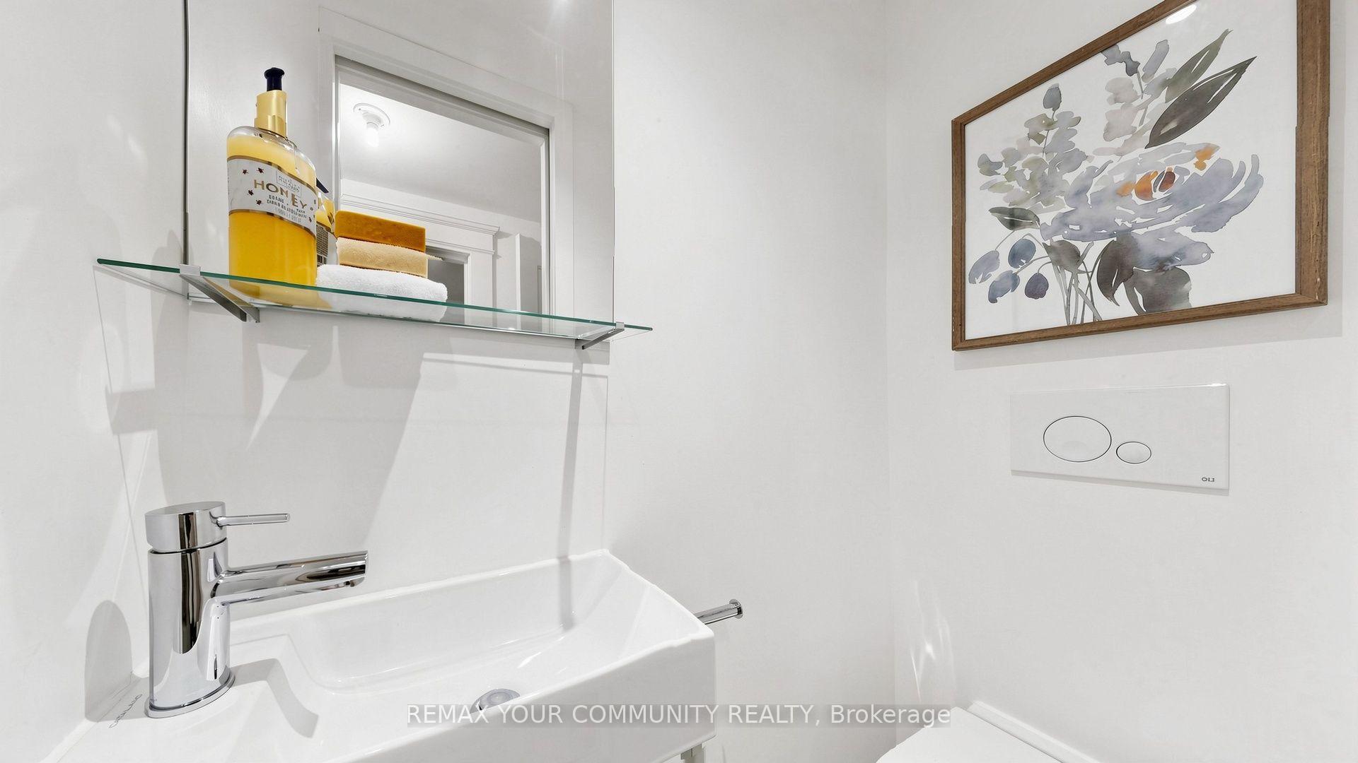 Photo 34 of 104 Wells Street, Toronto, The Annex — HOMEH