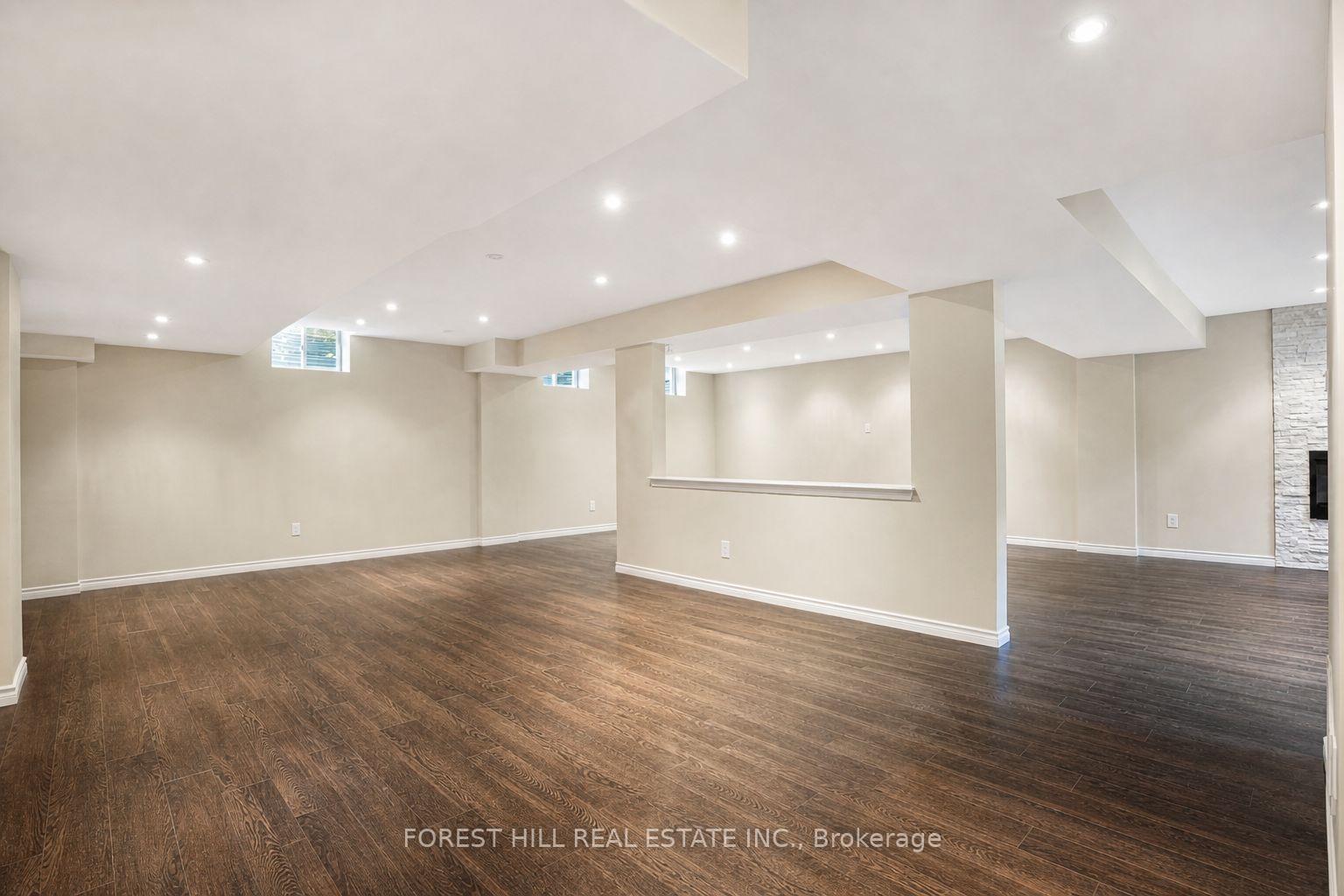 Photo 37 of 22 Mccombe Lane, Vaughan, Patterson — HOMEH