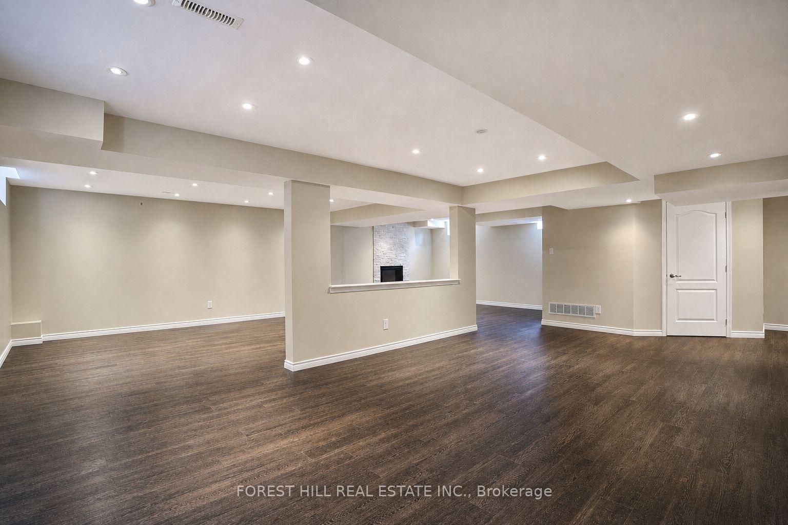 Photo 38 of 22 Mccombe Lane, Vaughan, Patterson — HOMEH