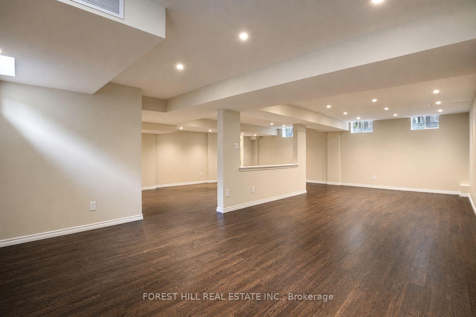 Photo 39 of 22 Mccombe Lane, Vaughan, Patterson — HOMEH