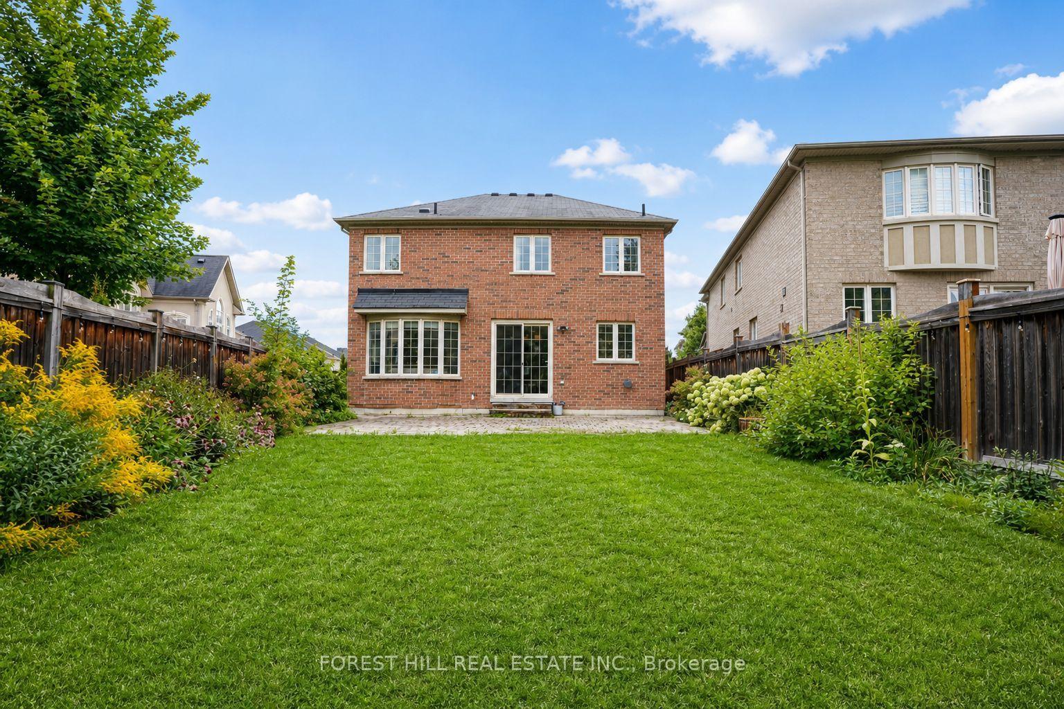Photo 45 of 22 Mccombe Lane, Vaughan, Patterson — HOMEH