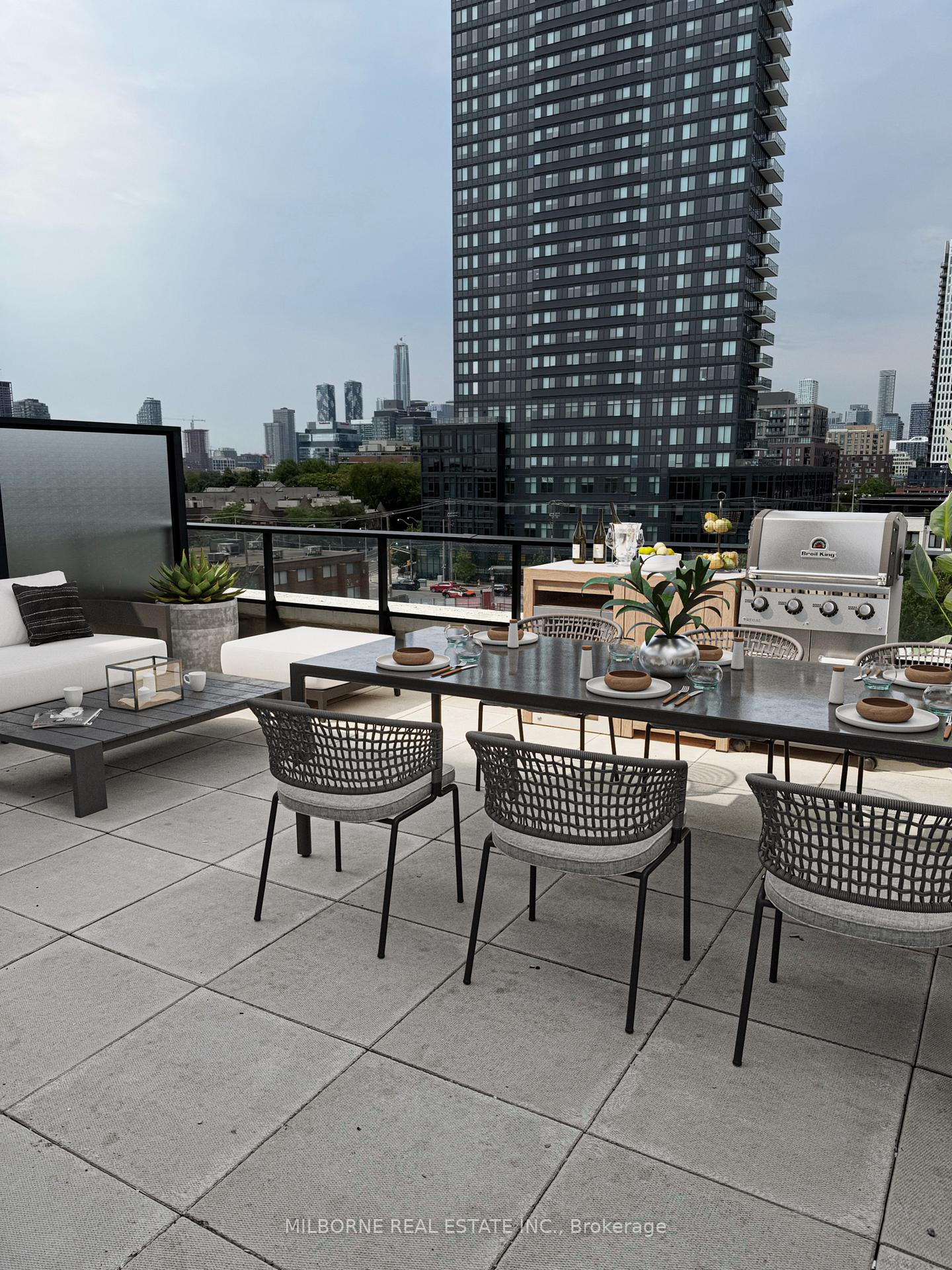 Photo 4 of Unit 521, 5 Defries Street, Toronto, Regent Park — HOMEH