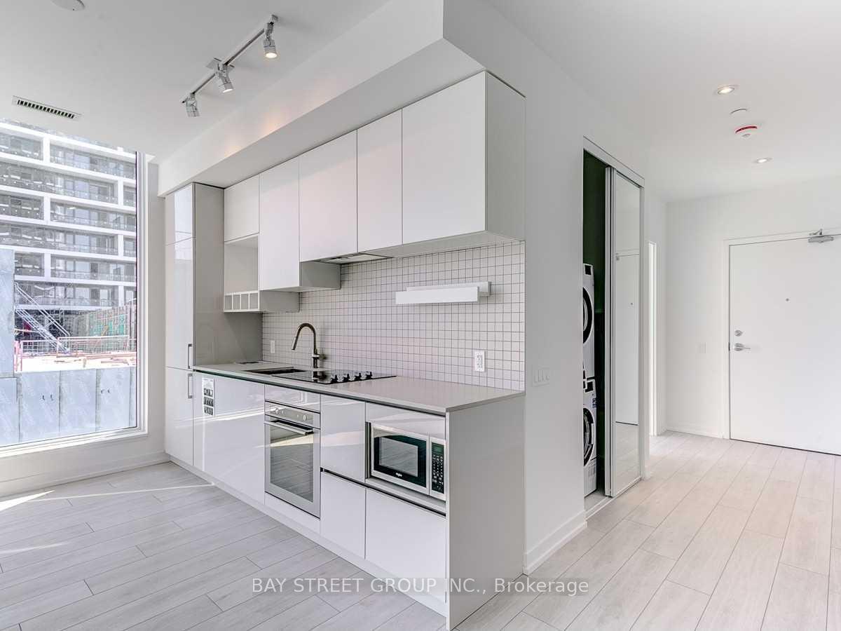 Photo 9 of Unit 902, 898 Portage Parkway, Vaughan, Vaughan Corporate Centre — HOMEH