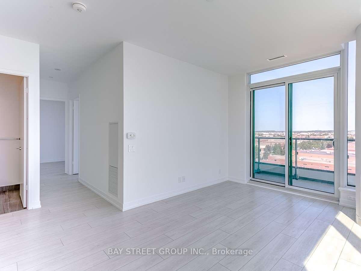 Photo 10 of Unit 902, 898 Portage Parkway, Vaughan, Vaughan Corporate Centre — HOMEH