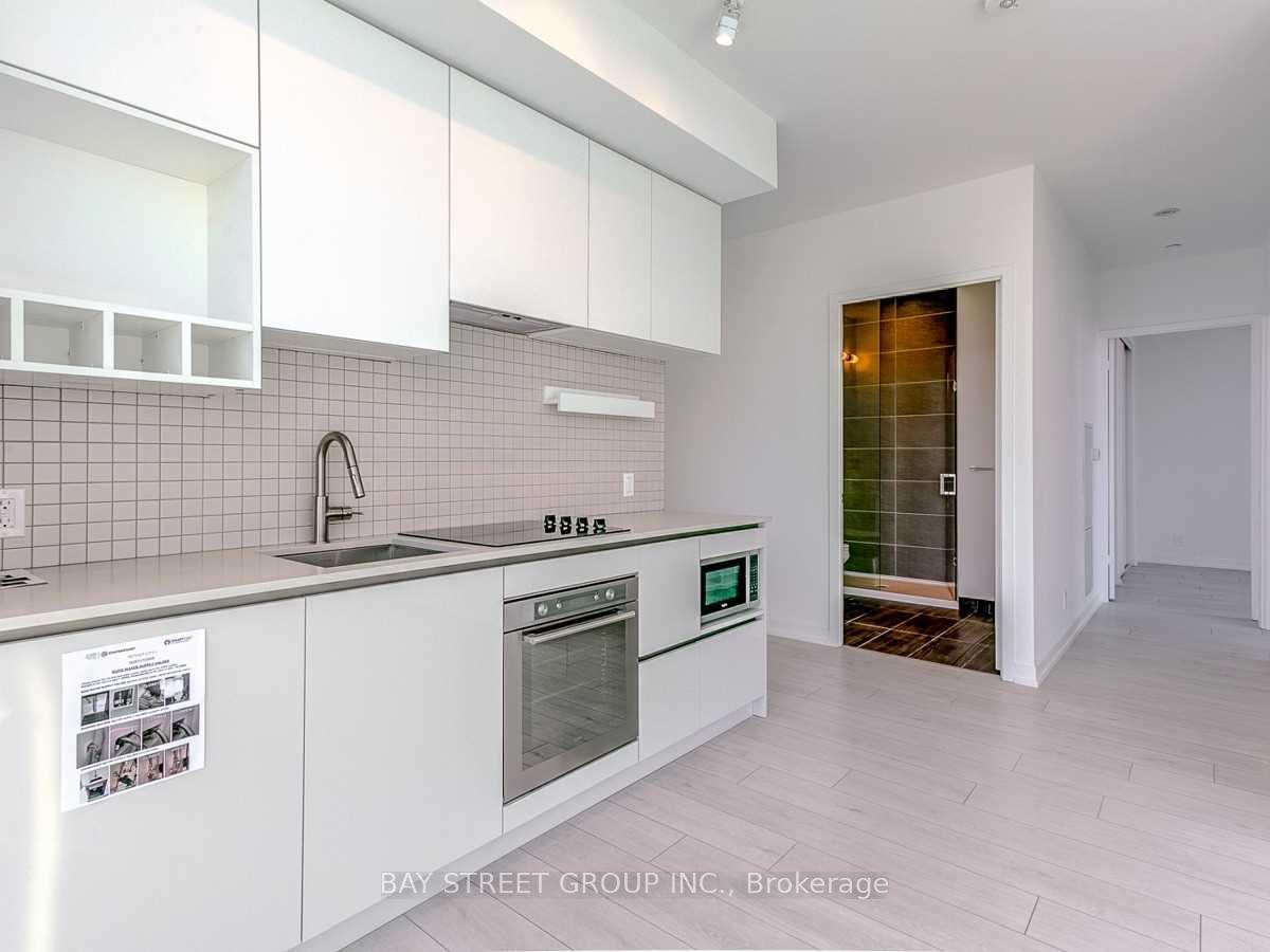 Photo 12 of Unit 902, 898 Portage Parkway, Vaughan, Vaughan Corporate Centre — HOMEH